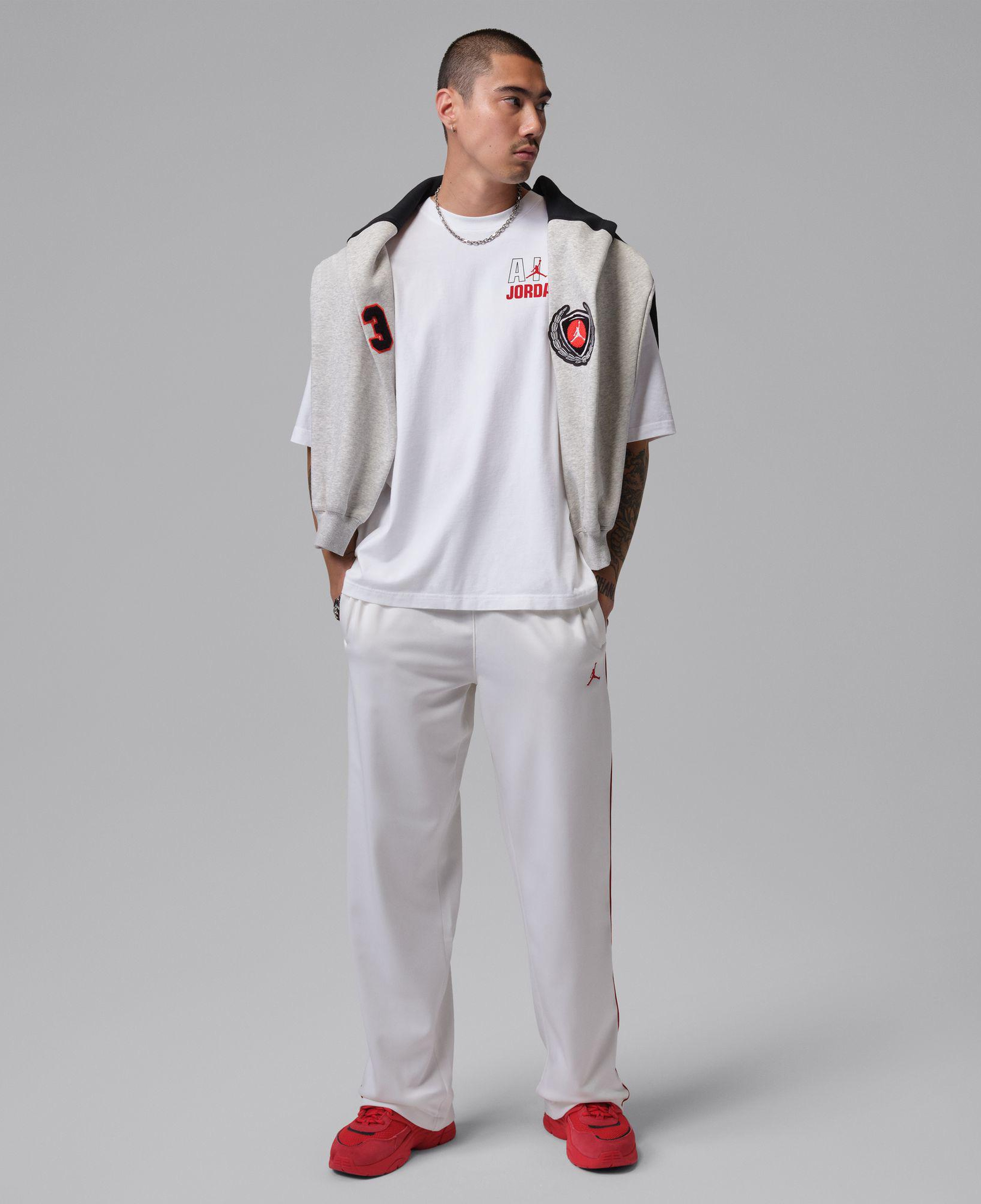 Jordan Flight Legend Crew Erkek Beyaz T-Shirt