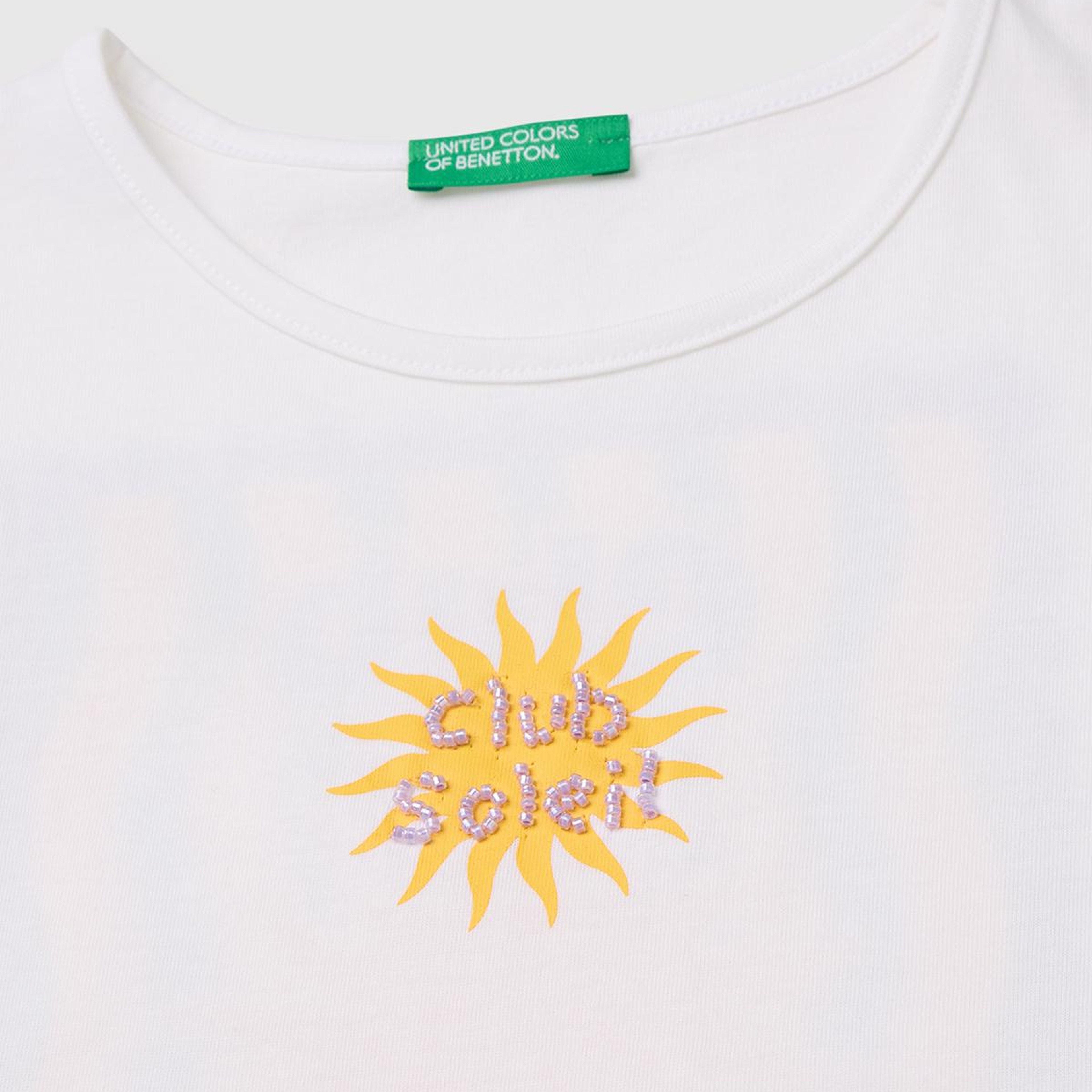 Kız Çocuk Beyaz Ön ve Arka Baskı Detaylı Geniş Yaka T-Shirt