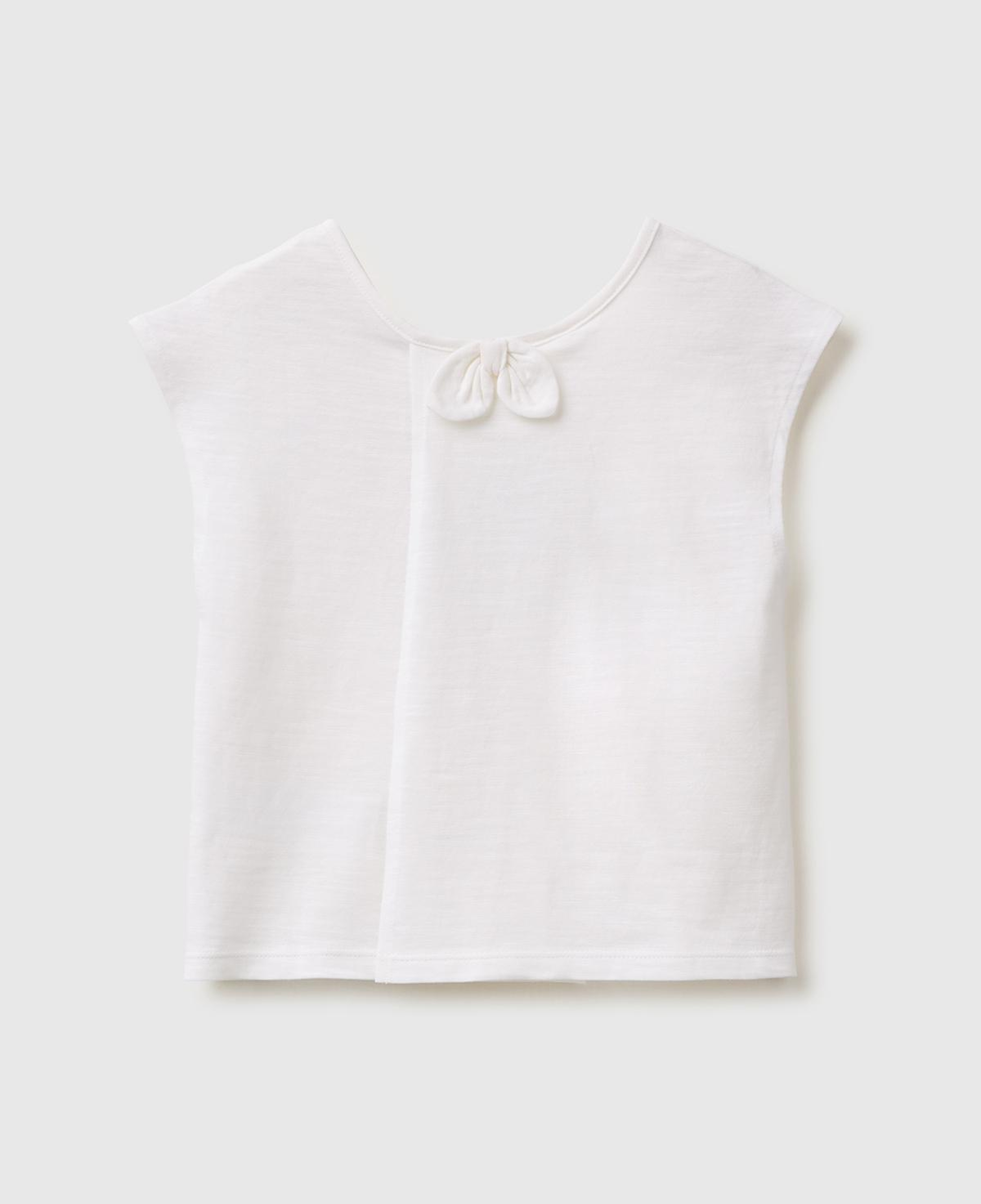 Kız Çocuk Beyaz Arkası Fiyonk Detaylı Kimono Kollu T-Shirt
