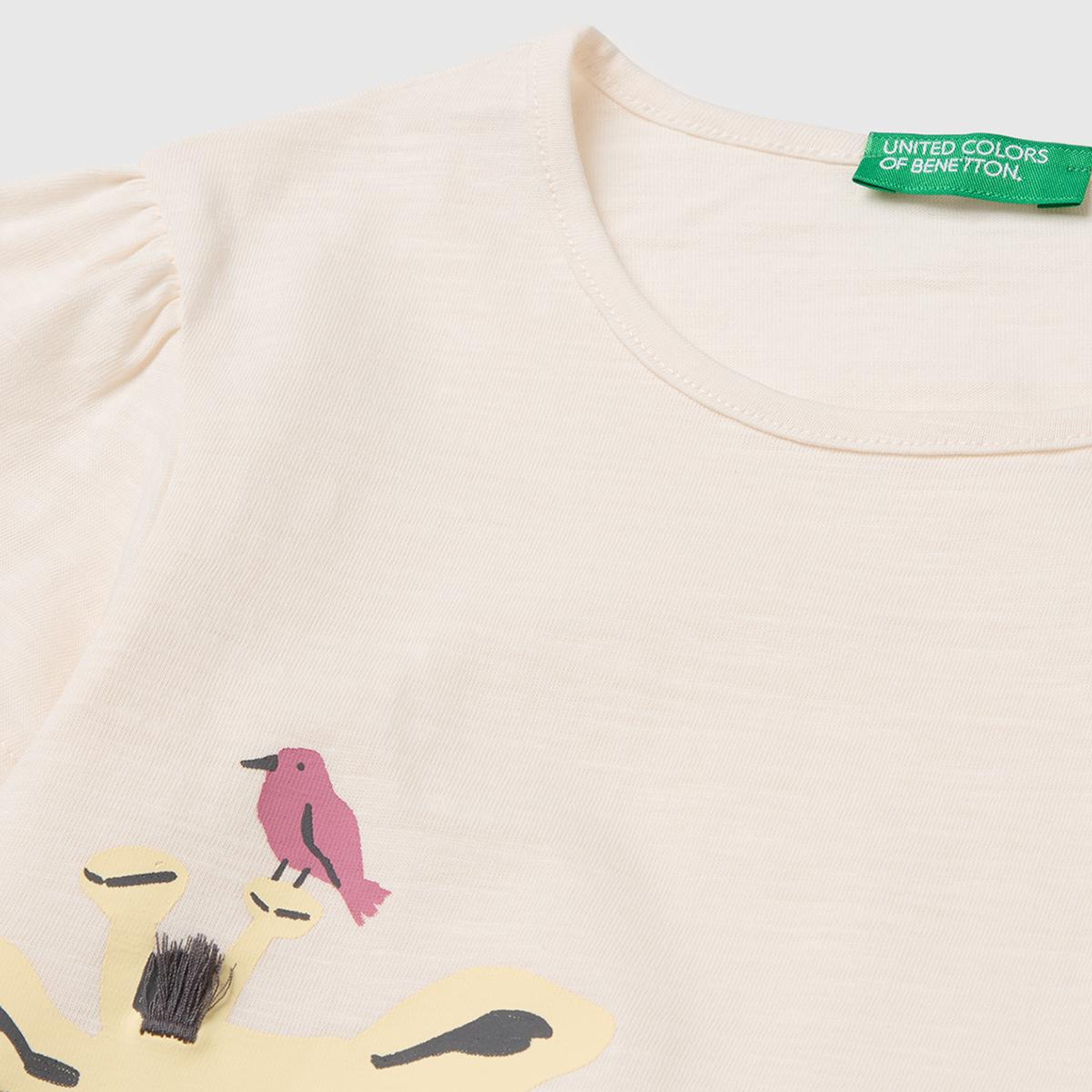 Kız Çocuk Ekru Baskı ve Püskül Detaylı Regular Fit T-Shirt