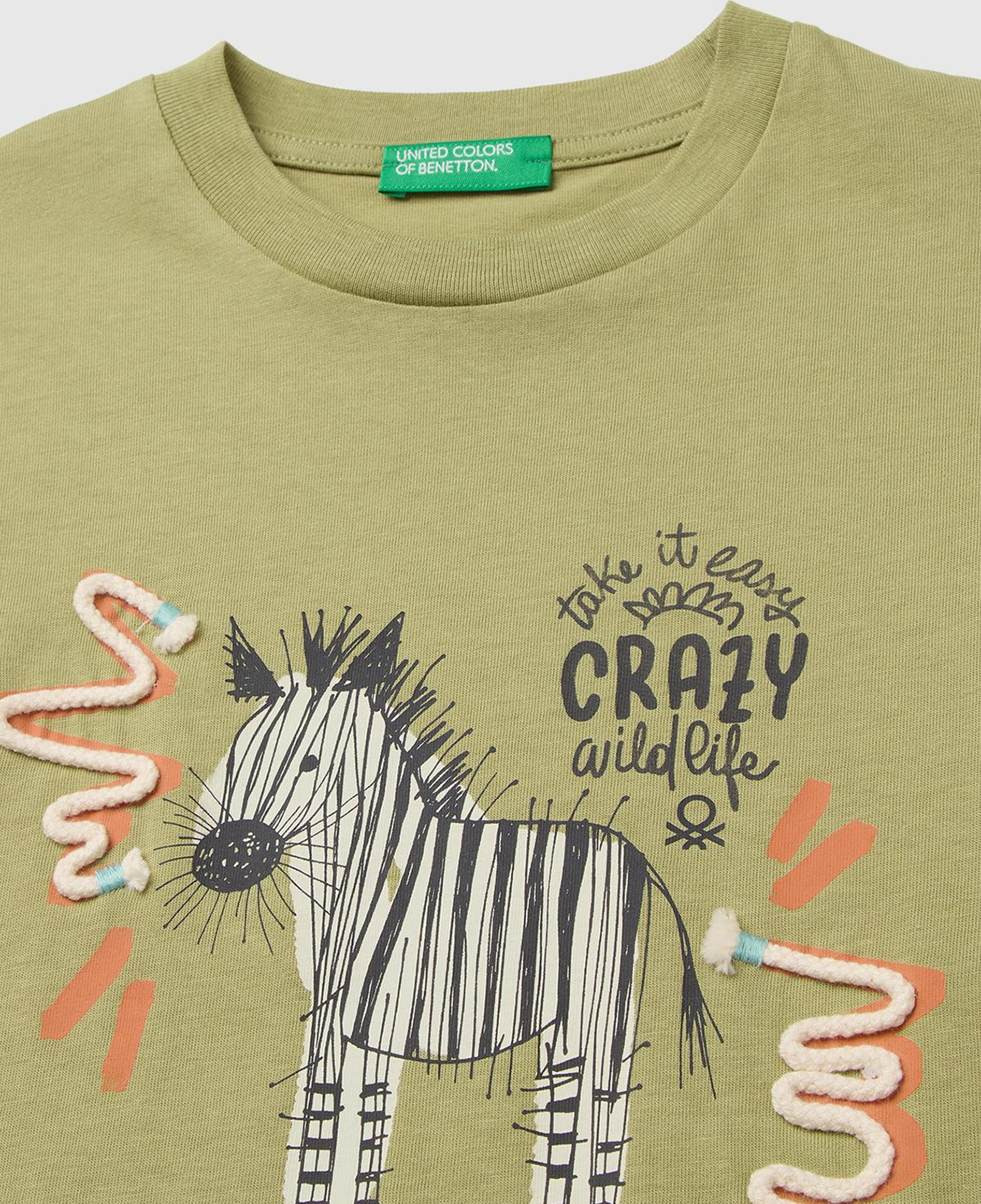 Erkek Çocuk Haki Baskı ve Aplike Detaylı Bisiklet Yaka T-Shirt