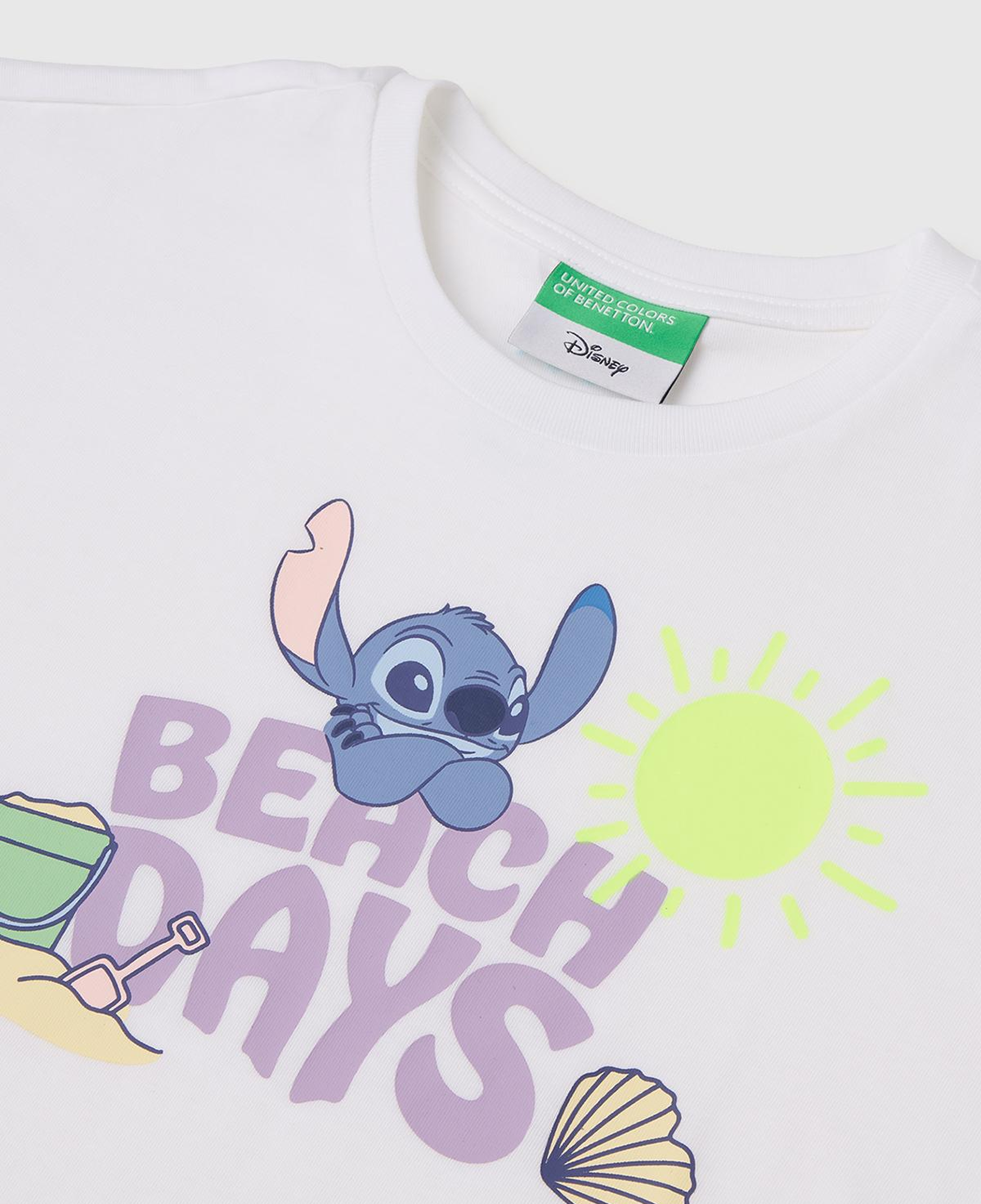 Kız Çocuk Beyaz Lilo & Stitch Baskı Detaylı Bisiklet Yaka T-Shirt