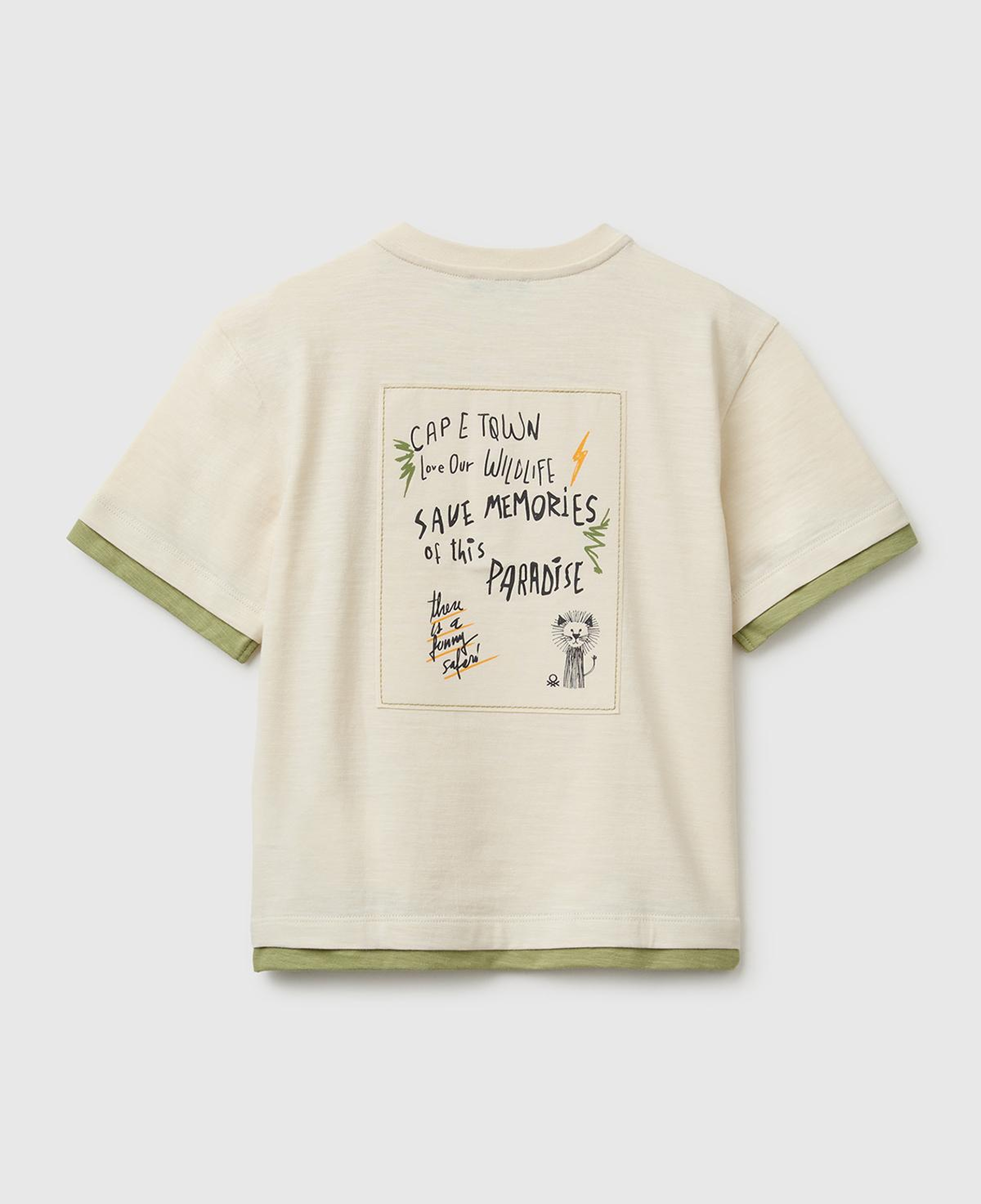 Erkek Çocuk Krem Göğsü Baskı Detaylı Düğmeli Bisiklet Yaka T-Shirt