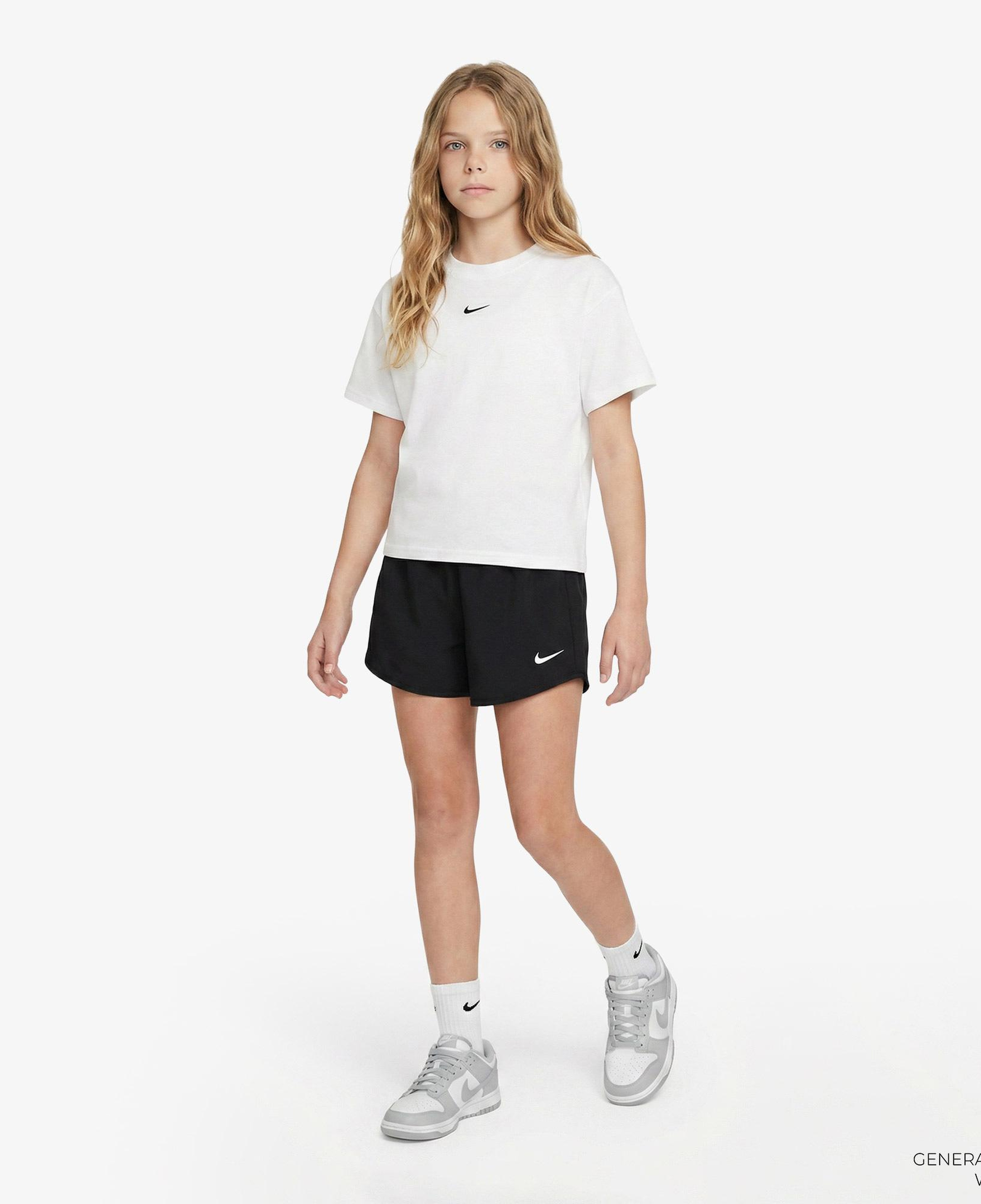 Nike Sportswear Boxy Essentials Çocuk Beyaz T-Shirt