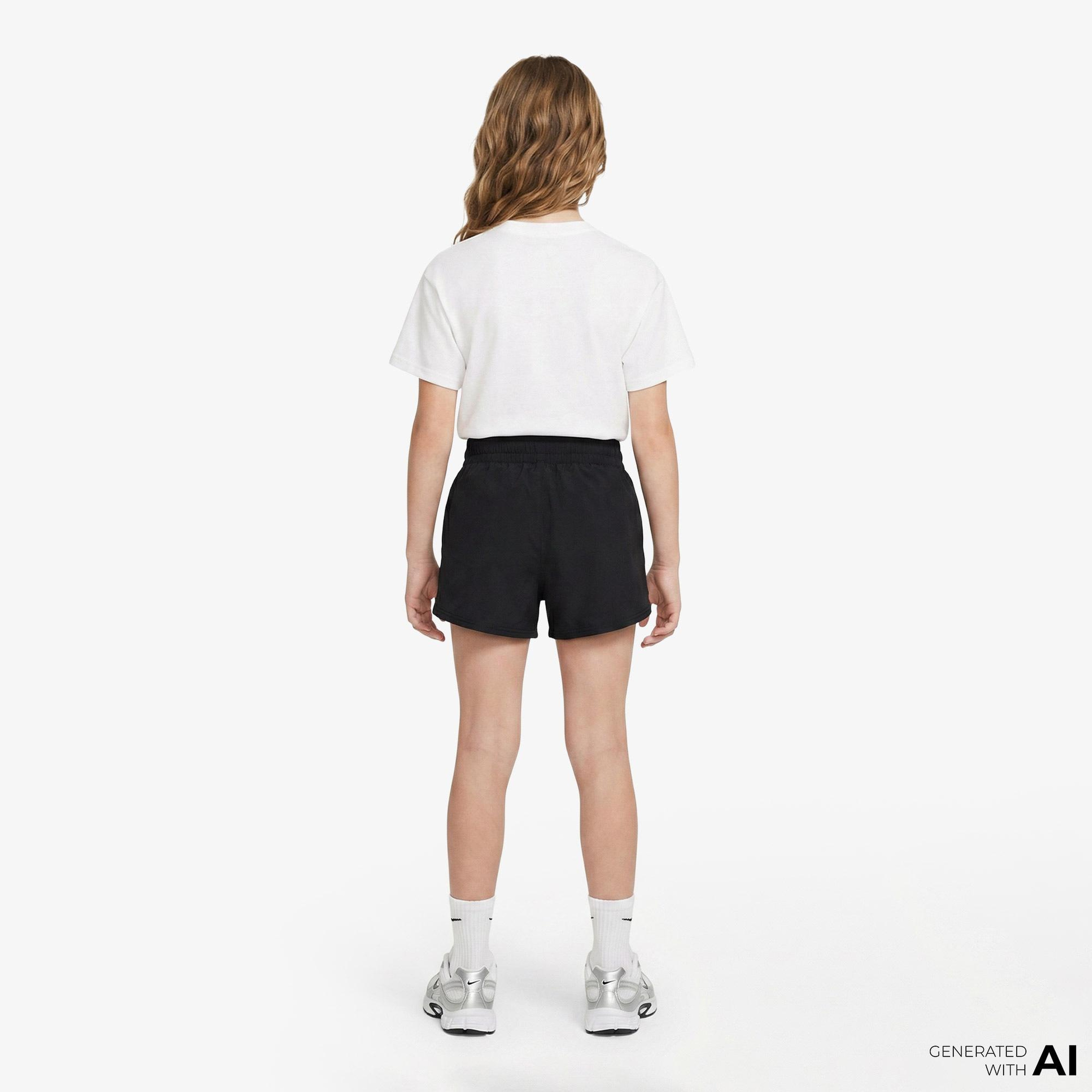 Nike Dri-Fit One 8 cm Çocuk Siyah Şort