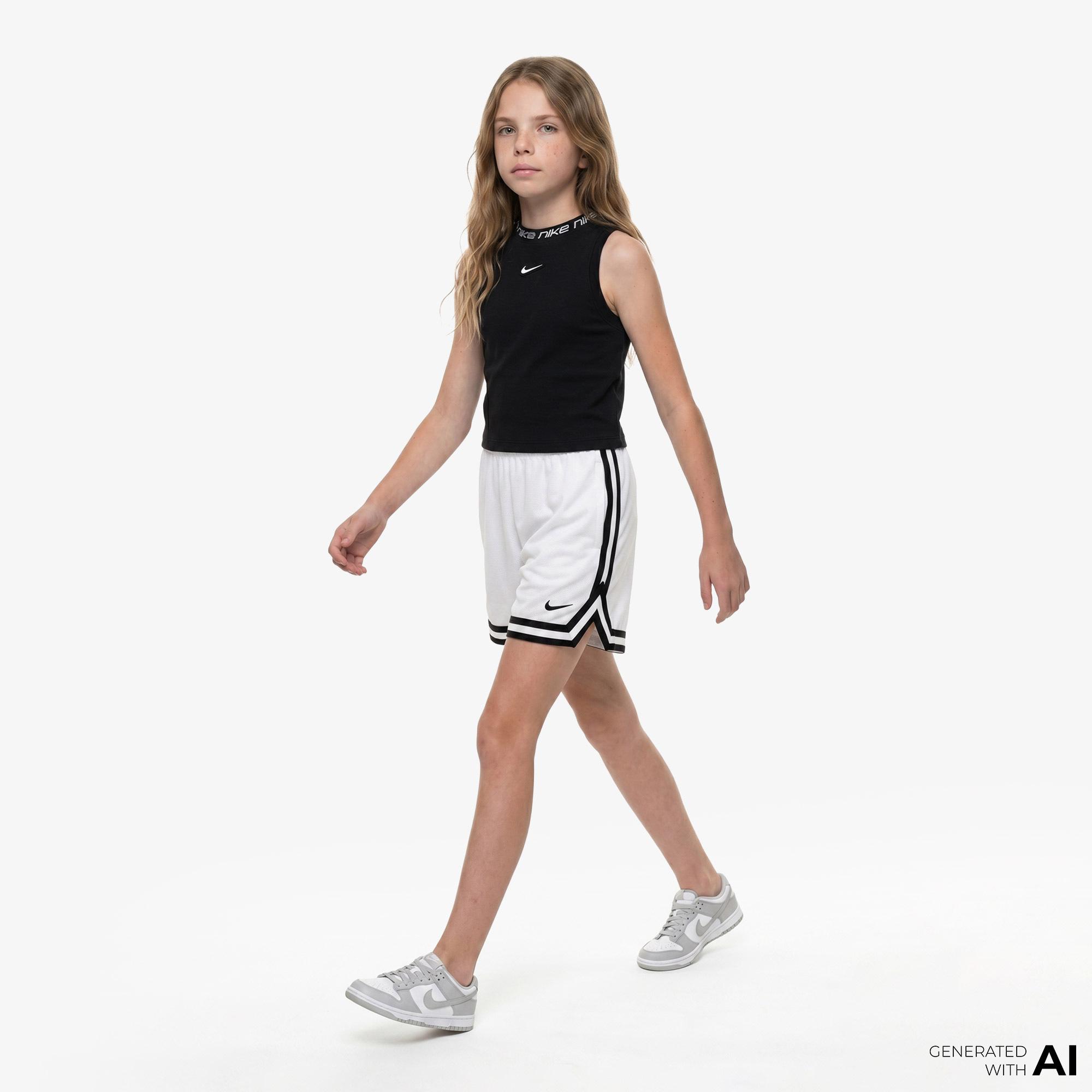 Nike Dri-Fit DNA 13 cm Çocuk Beyaz Şort
