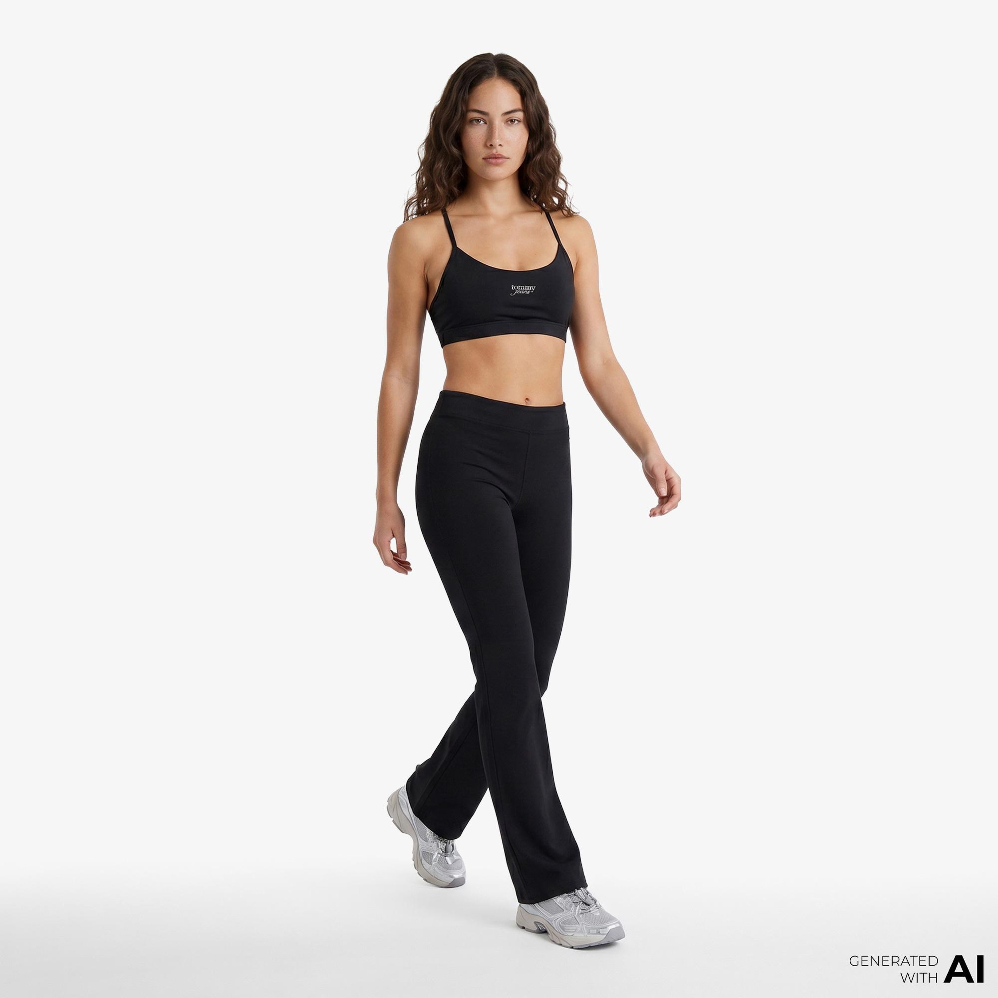 Tommy Hilfiger Body Essentials Kadın Siyah T-Shirt