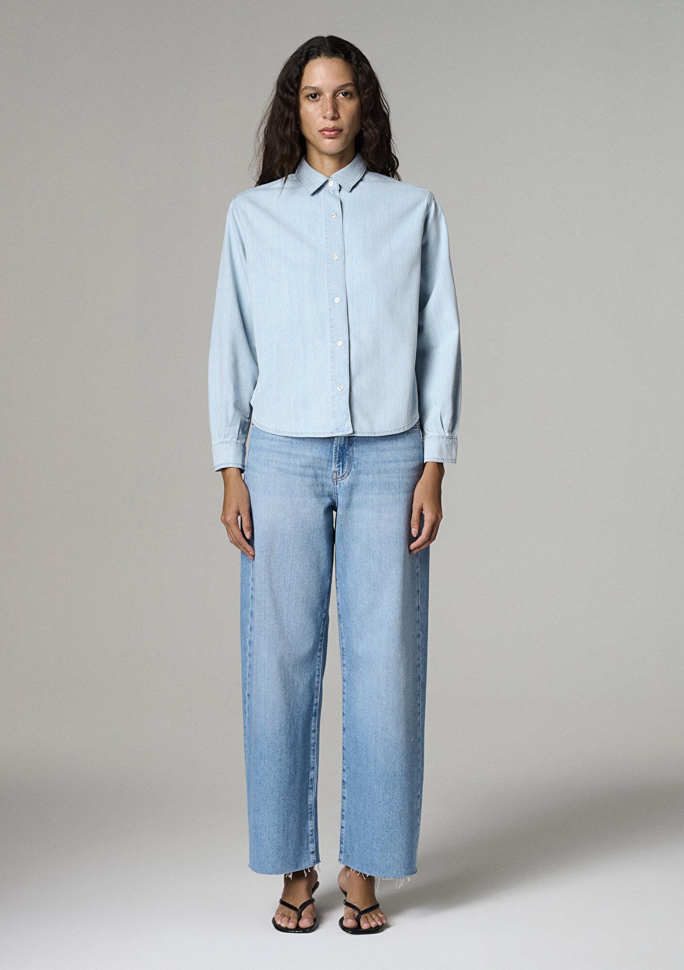 Mavi Carlia Classic Denim Açık Mavi Jean Gömlek Crop / Kısa Kesim 1210924-A1586