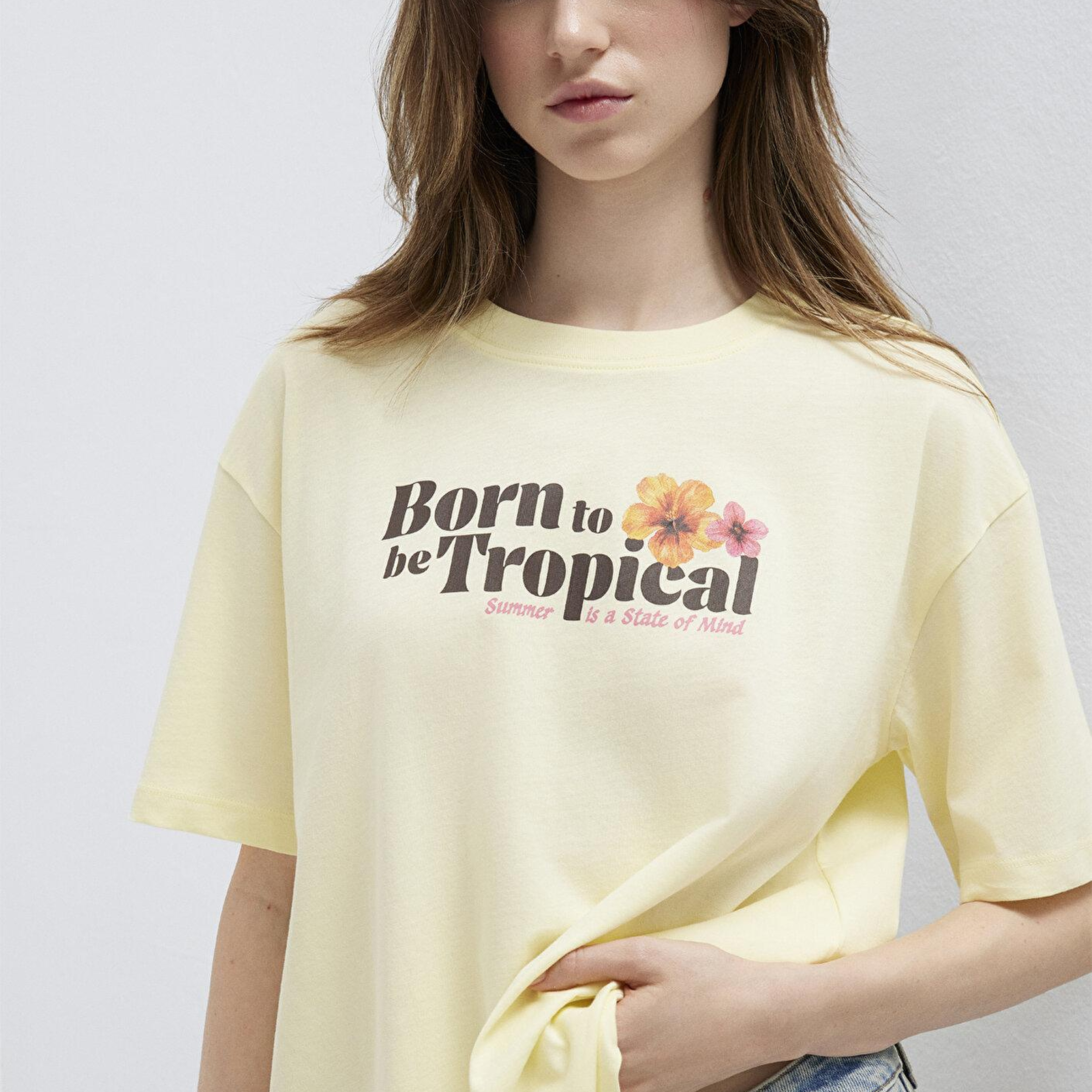 Mavi Tropical Baskılı Sarı Tişört Loose Fit / Bol Rahat Kesim 1614151-71305