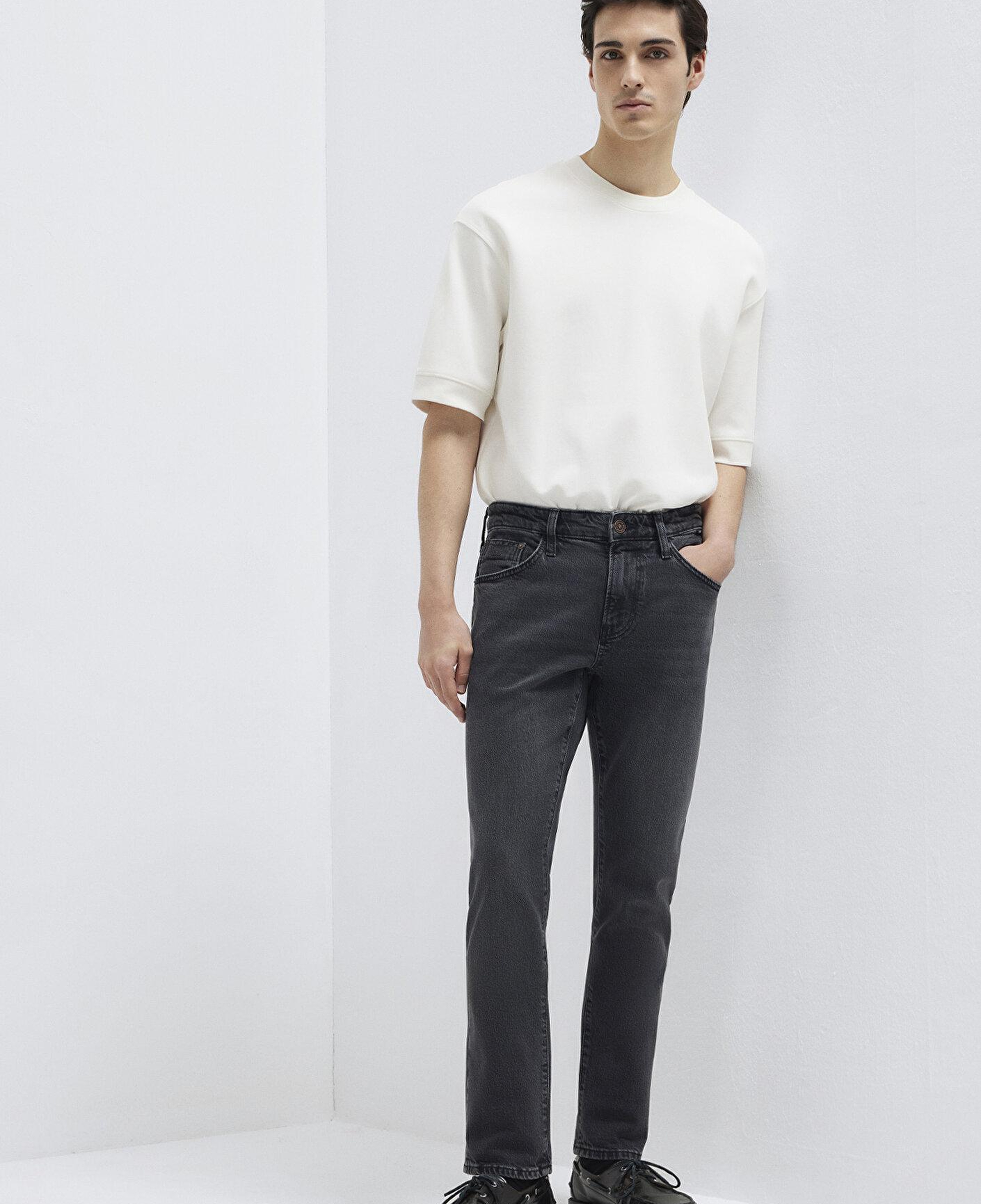 Mavi Jake Classic Denim Koyu Gri Smoke Jean Pantolon 0042288295
