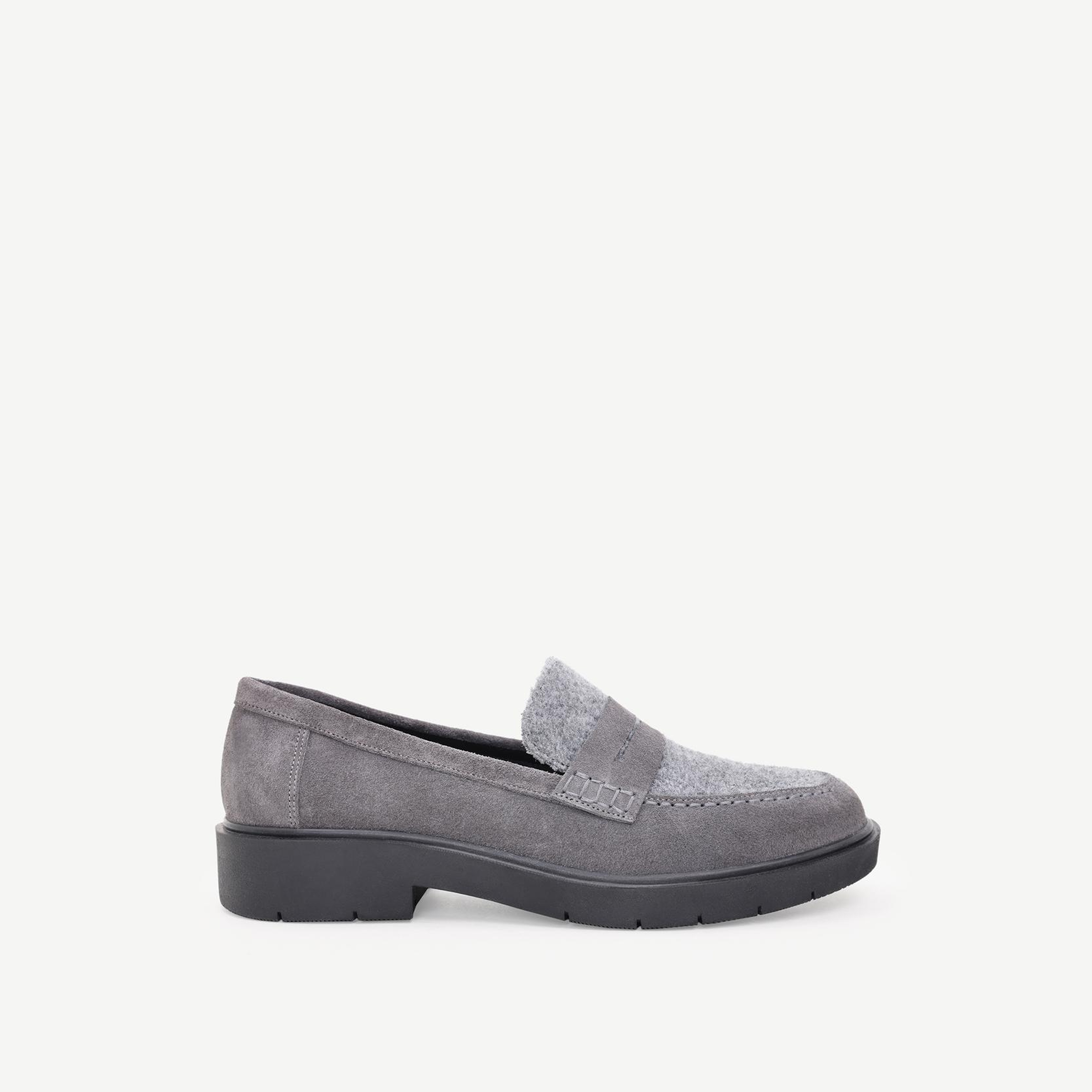YARGICI Keçe Detaylı Deri Loafer