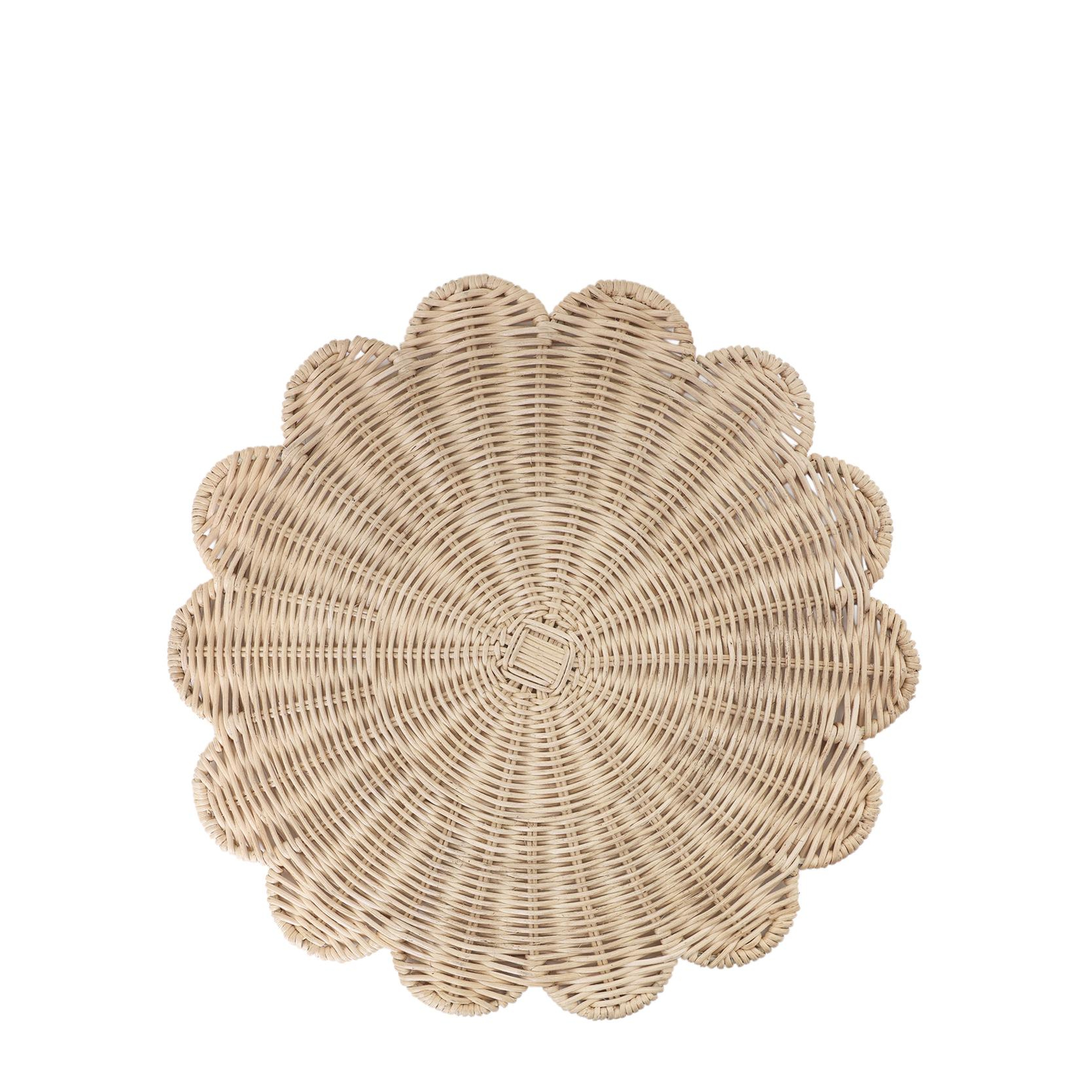 YARGICI Çiçek Formlu Rattan Supla(38 Cm)