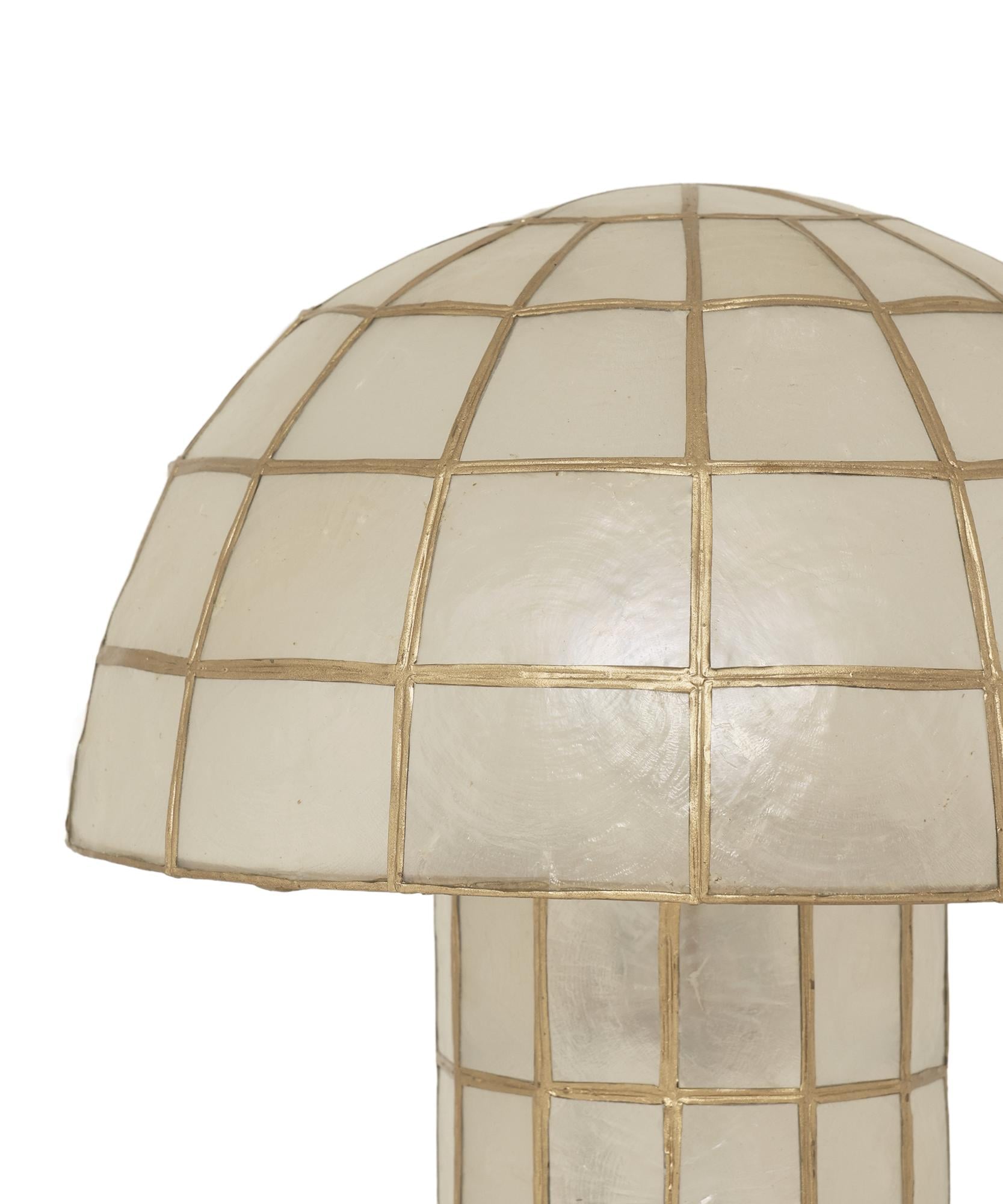 YARGICI Metal Detaylı Sedef Abajur(30x41 Cm)