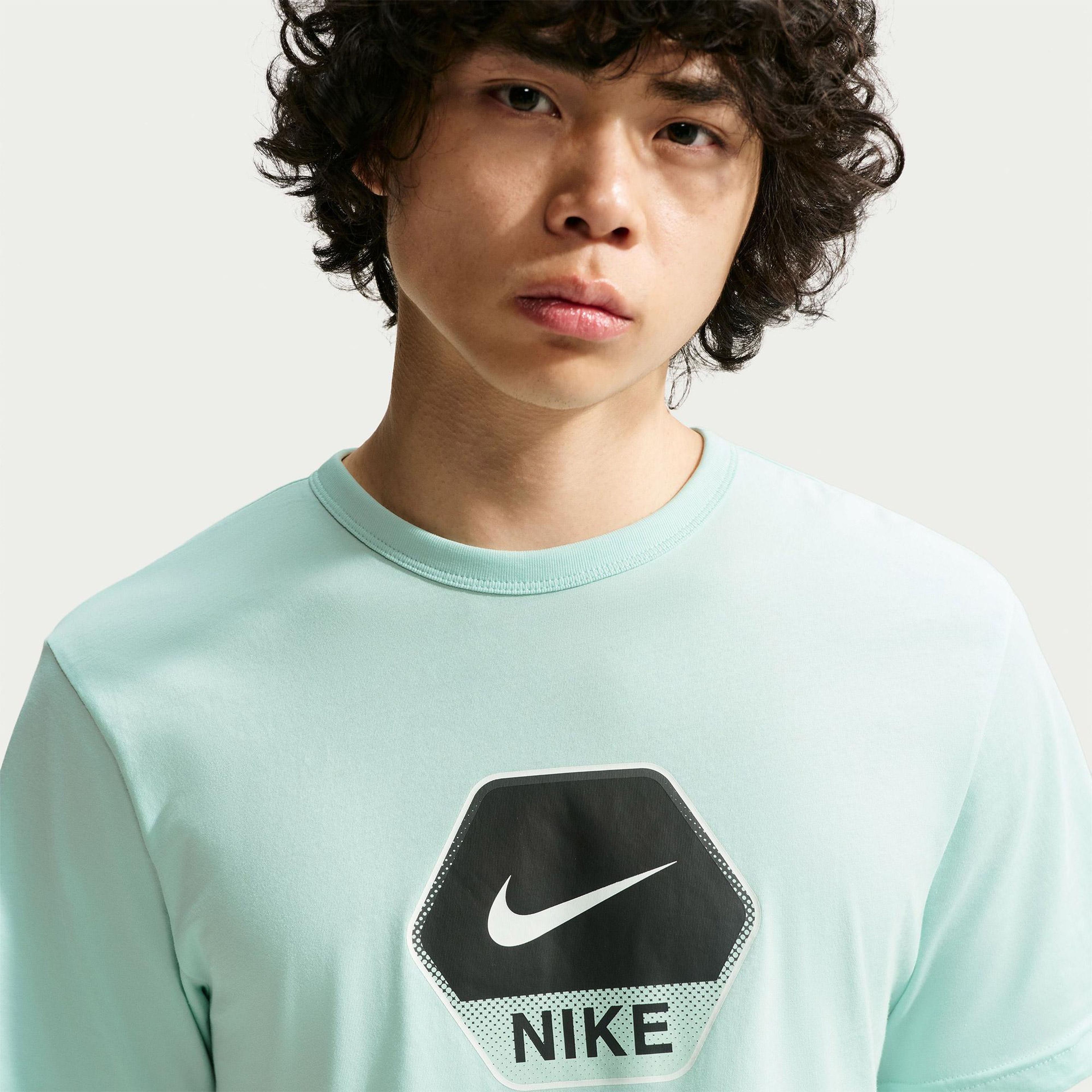 Nike Sportswear Erkek Yeşil T-Shirt
