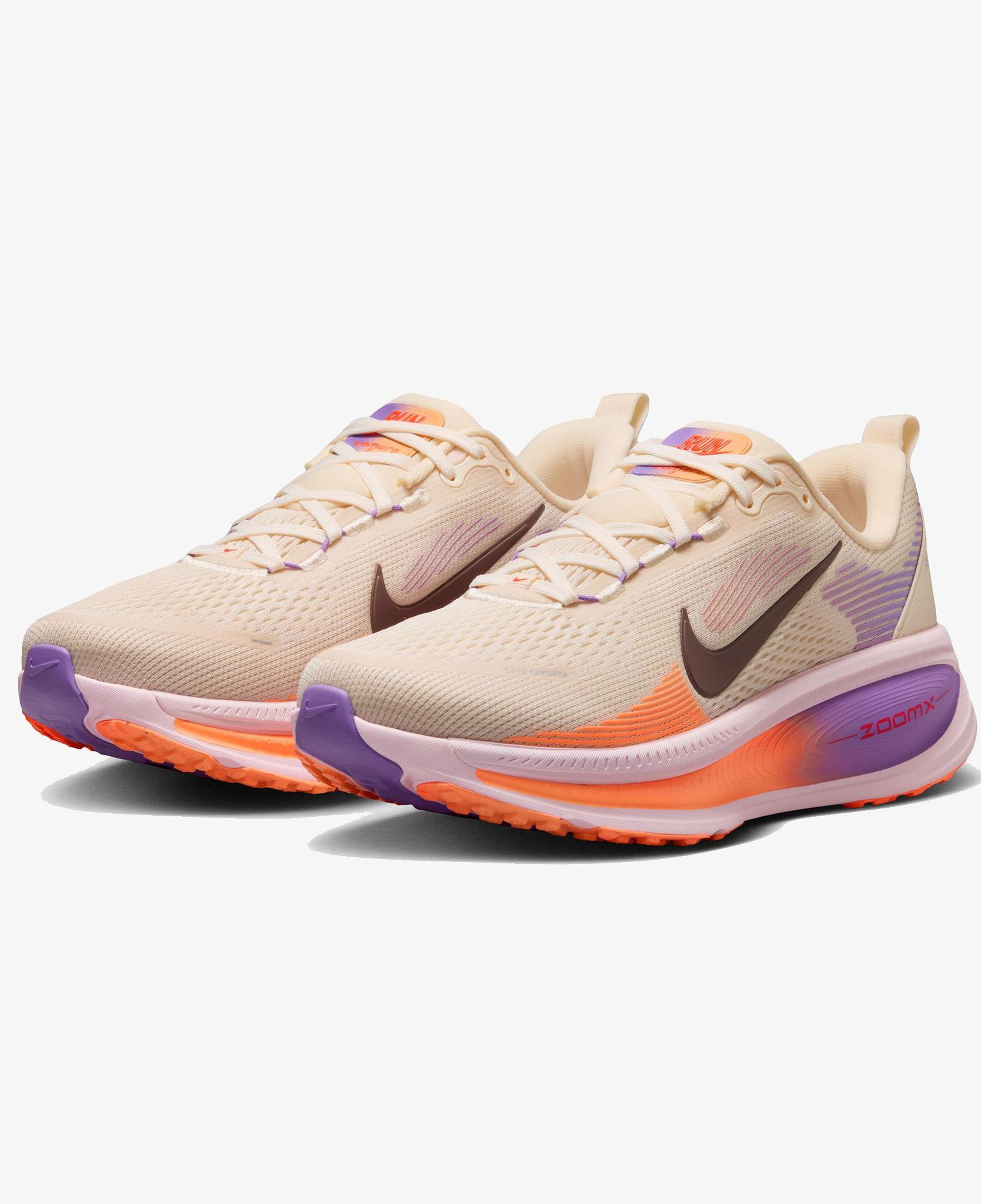 Nike Vomero 18 Kadın Bej Koşu Ayakkabısı
