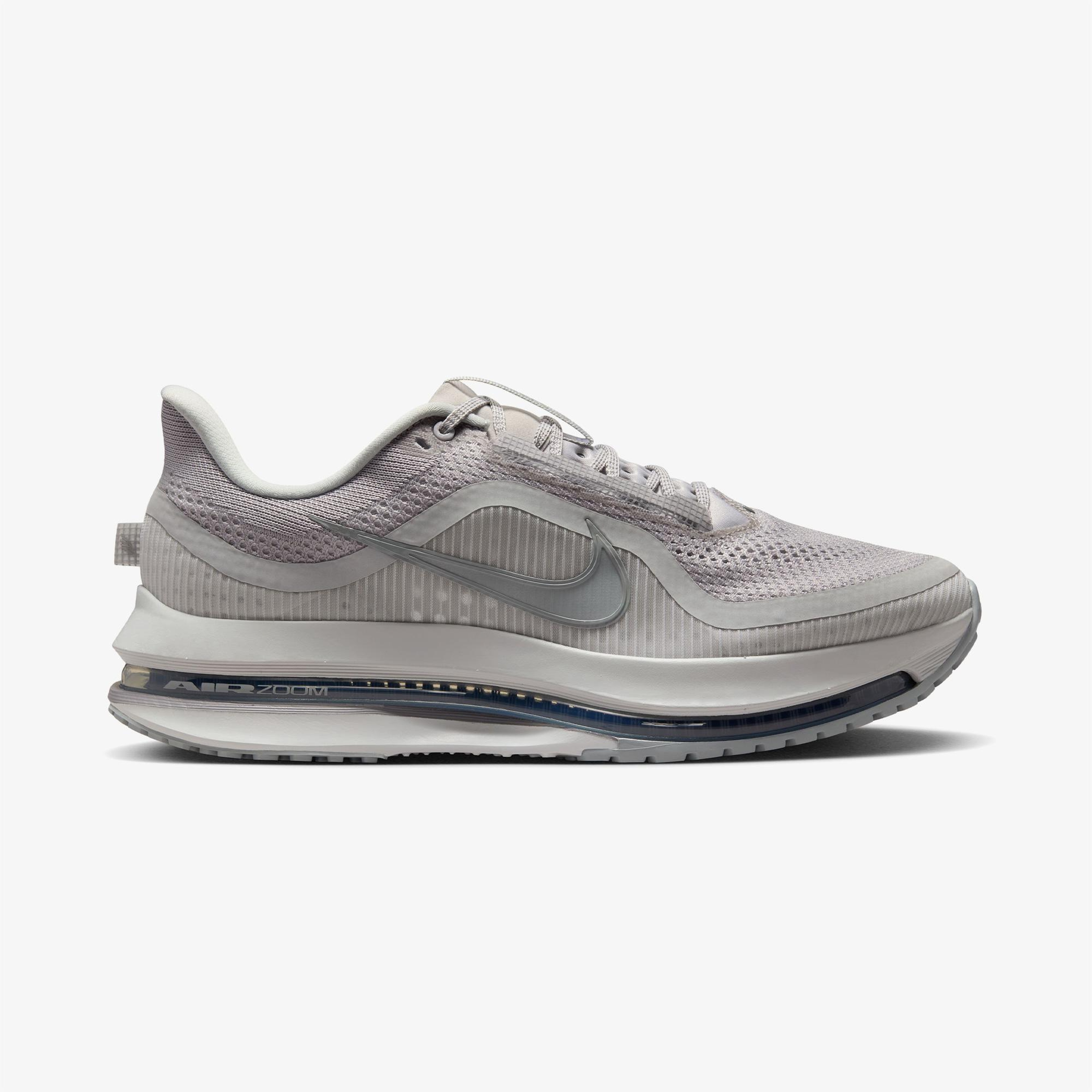 Nike Pegasus Premium Erkek Gri Koşu Ayakkabısı