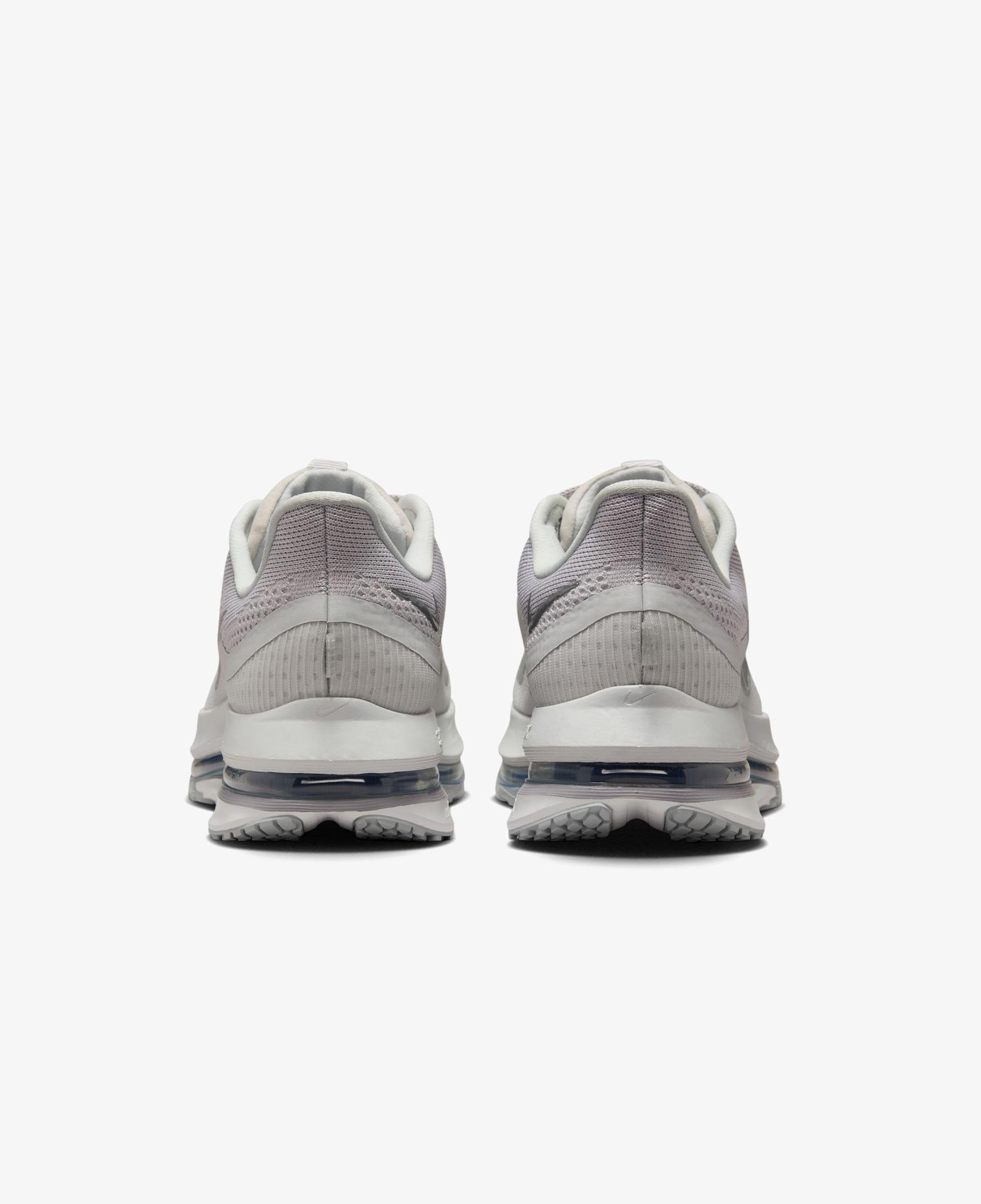 Nike Pegasus Premium Erkek Gri Koşu Ayakkabısı
