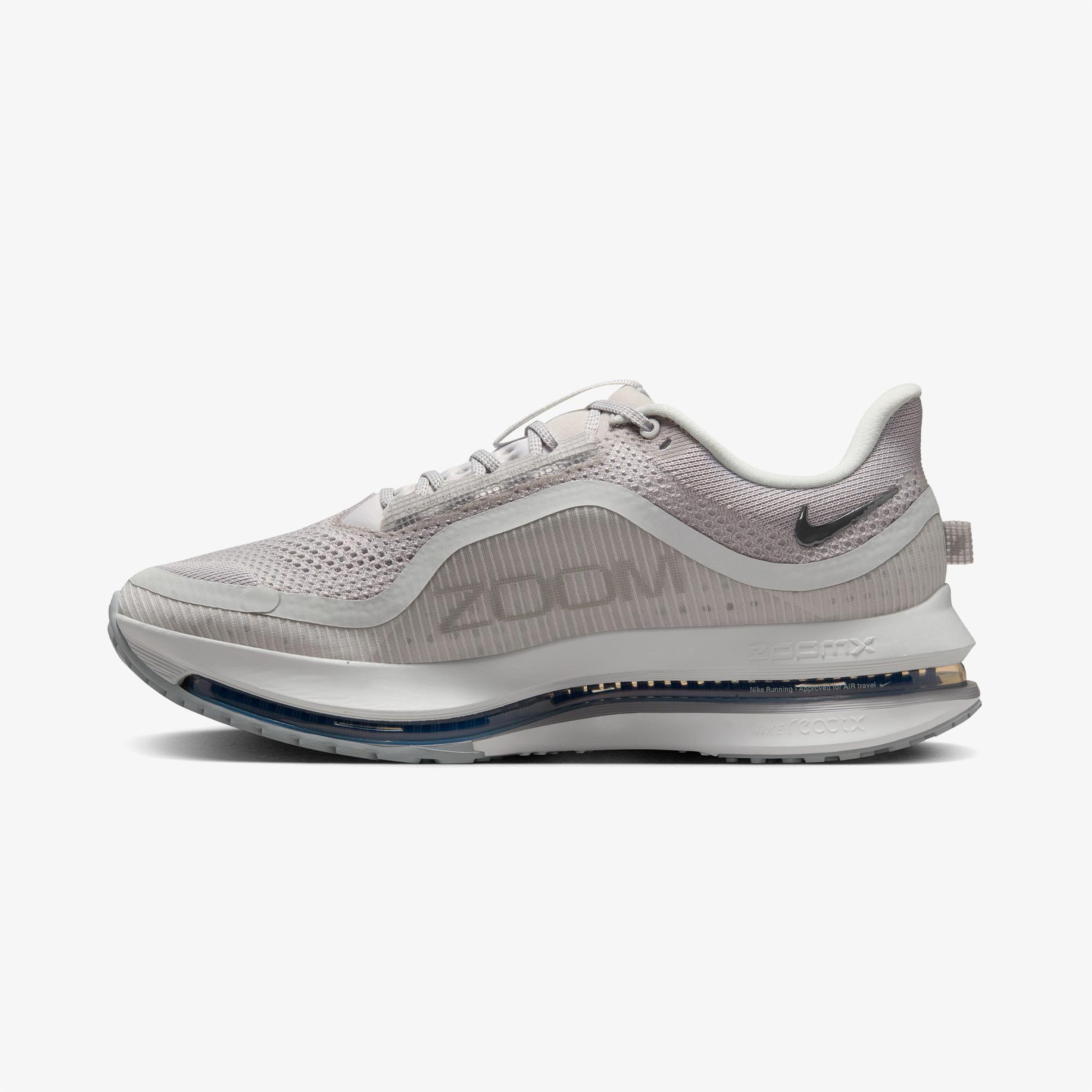 Nike Pegasus Premium Erkek Gri Koşu Ayakkabısı