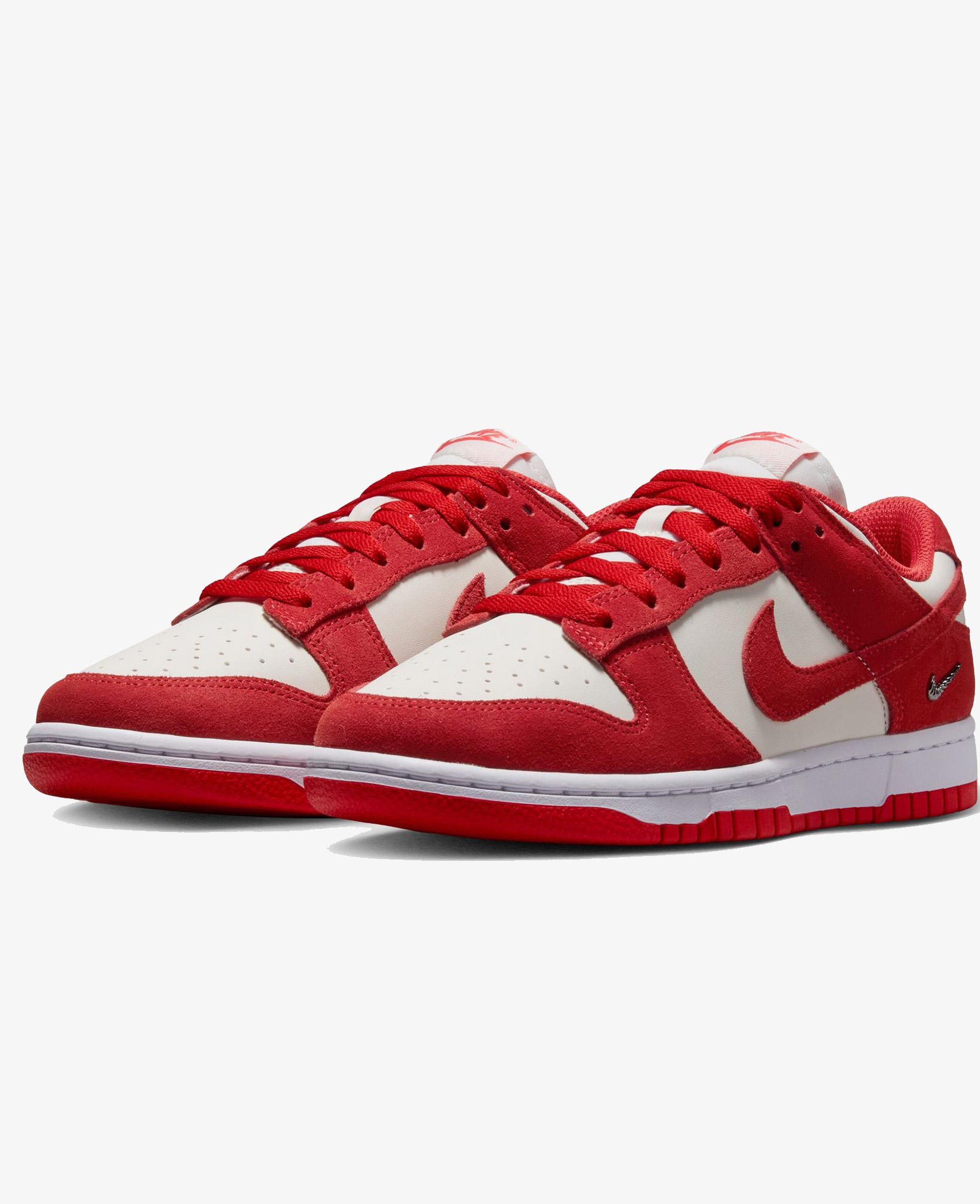 Nike Dunk Low Suede Kadın Kırmızı Spor Ayakkabı