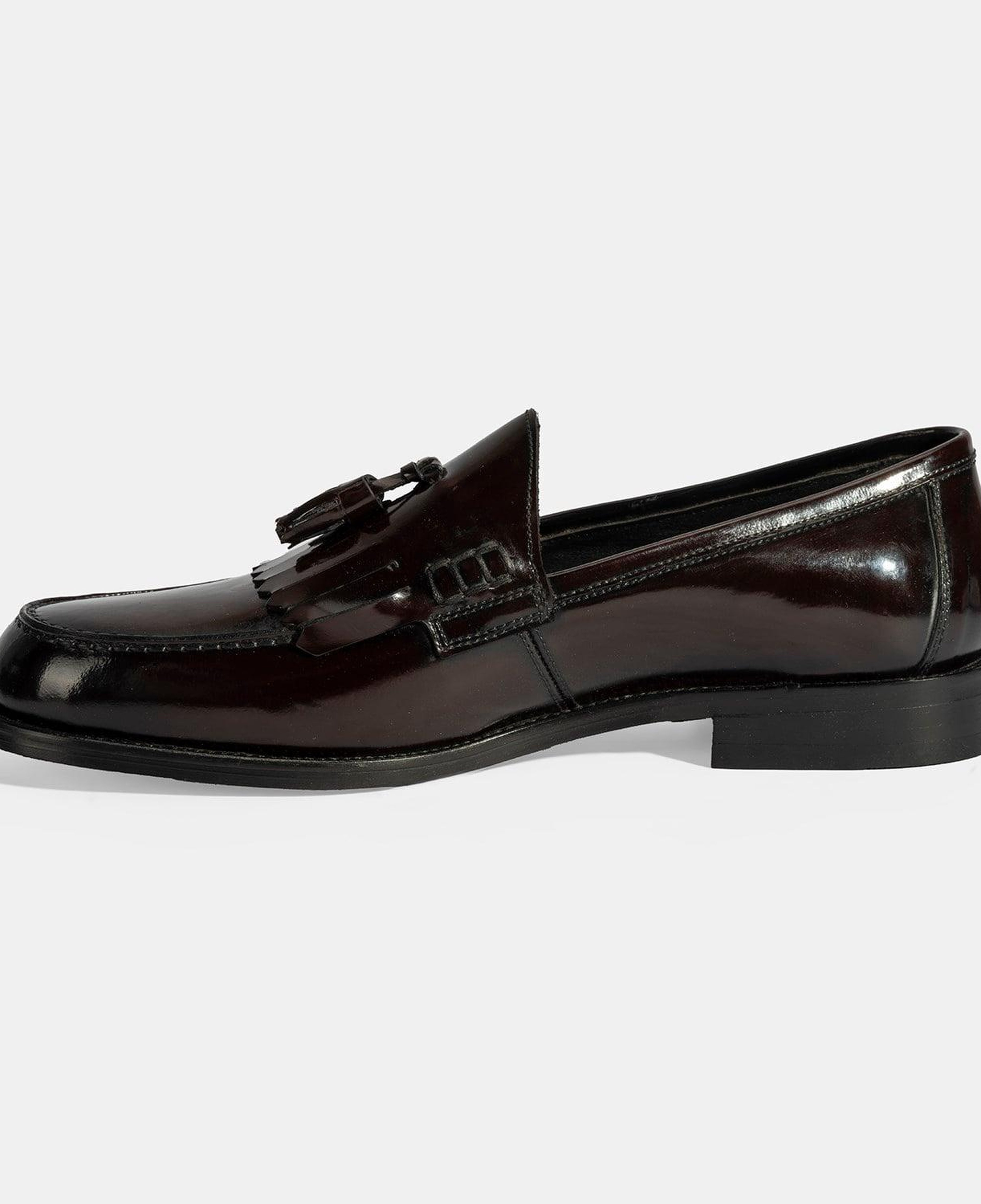 Erkek Bordo Püskül Detaylı Rugan Deri Loafer