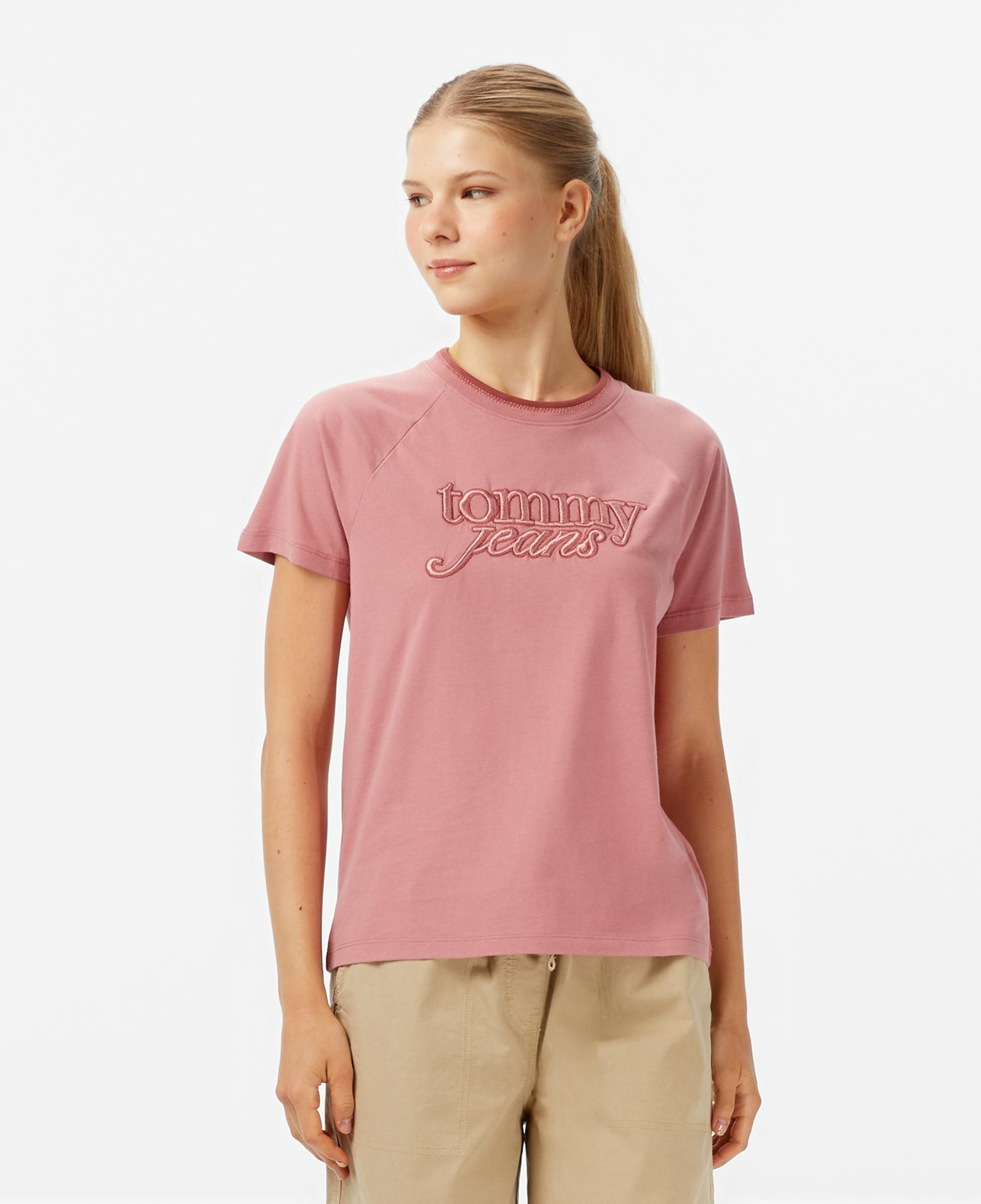 Tommy Jeans Graphic Kadın Pembe T-Shirt