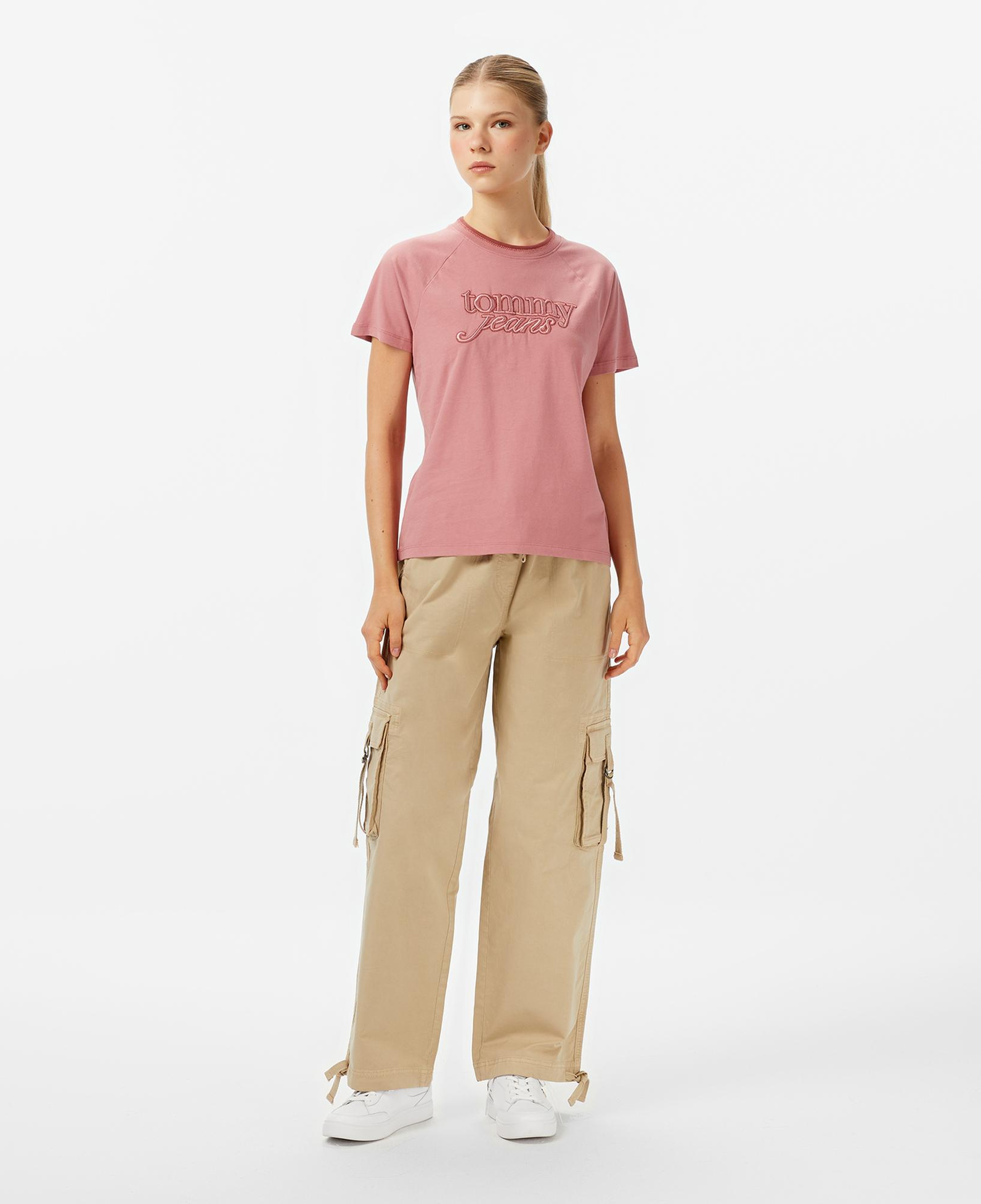Tommy Jeans Graphic Kadın Pembe T-Shirt