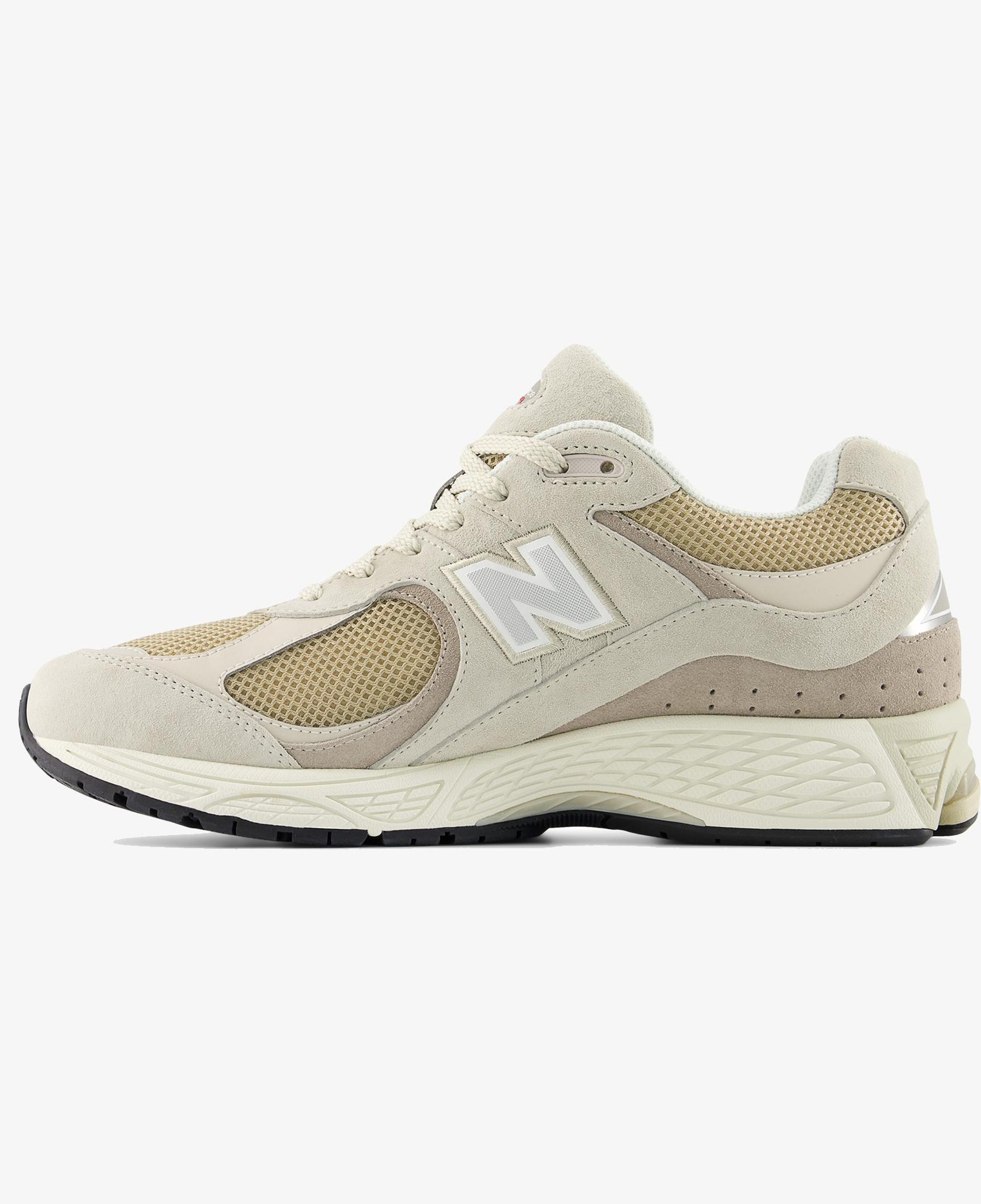 New Balance 2002 Lifestyle Kadın Bej Spor Ayakkabı
