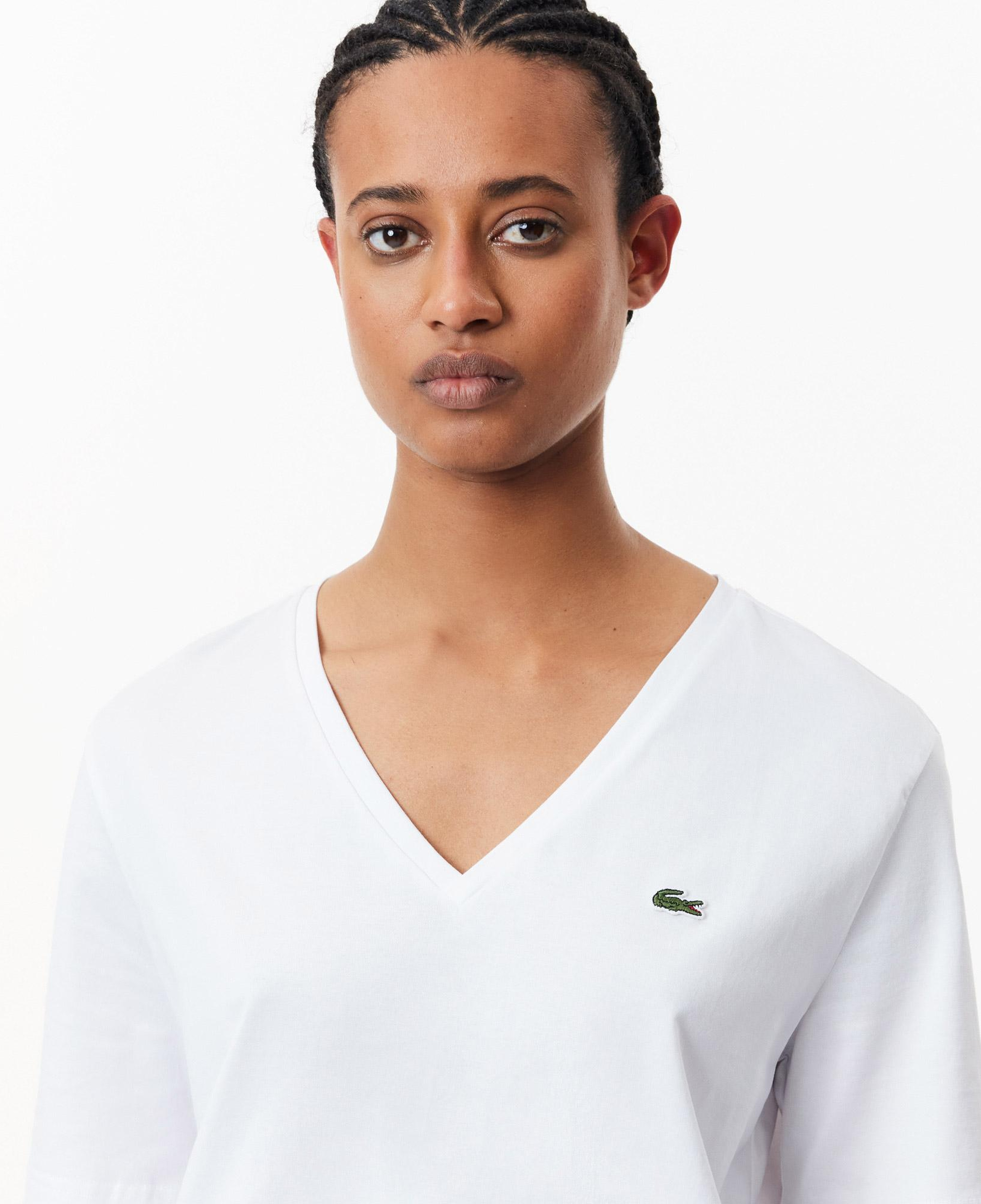 Lacoste Kadın Relaxed Fit V Yaka Beyaz T-Shirt