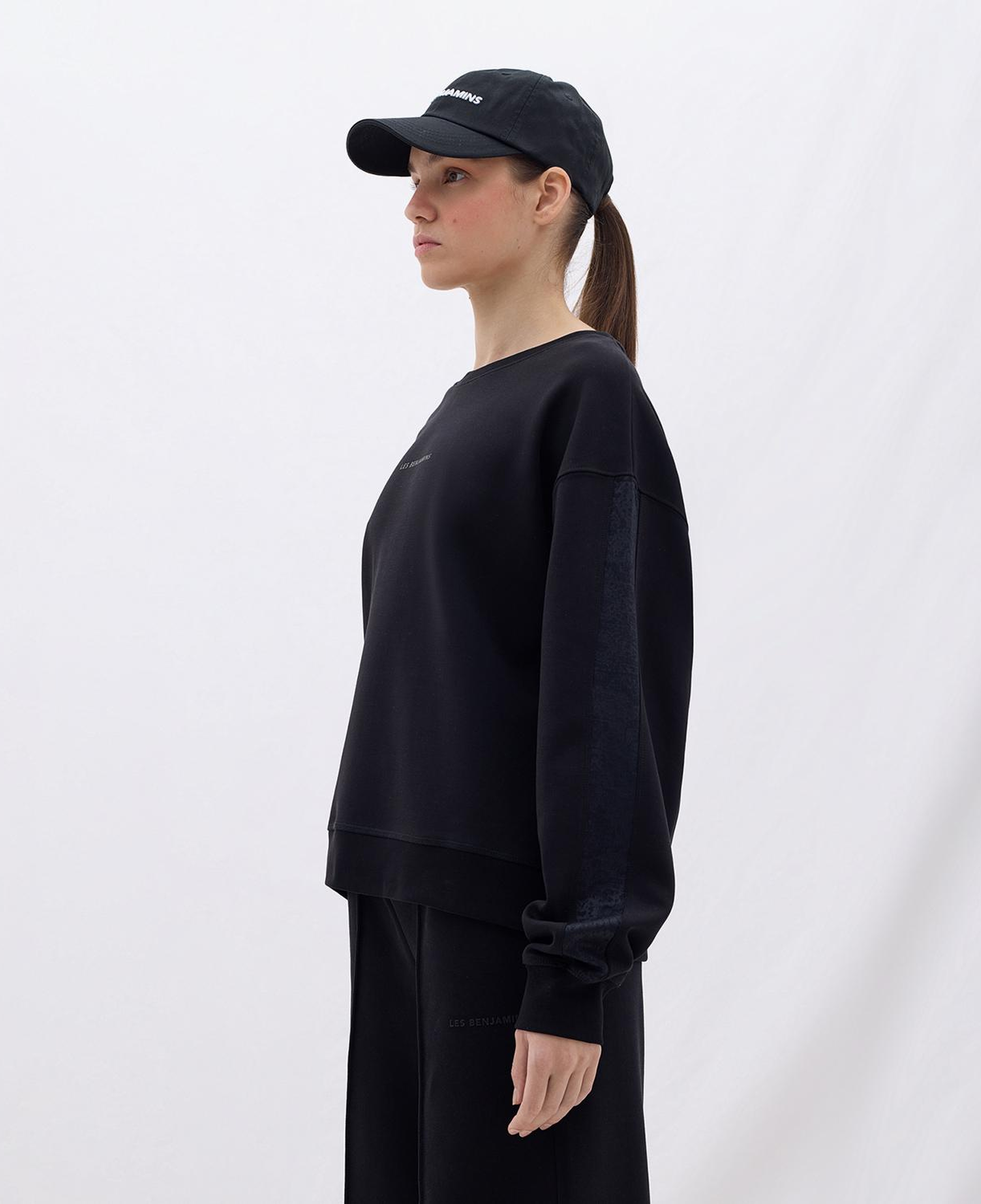 Les Benjamins Classics Kadın Siyah Sweatshirt
