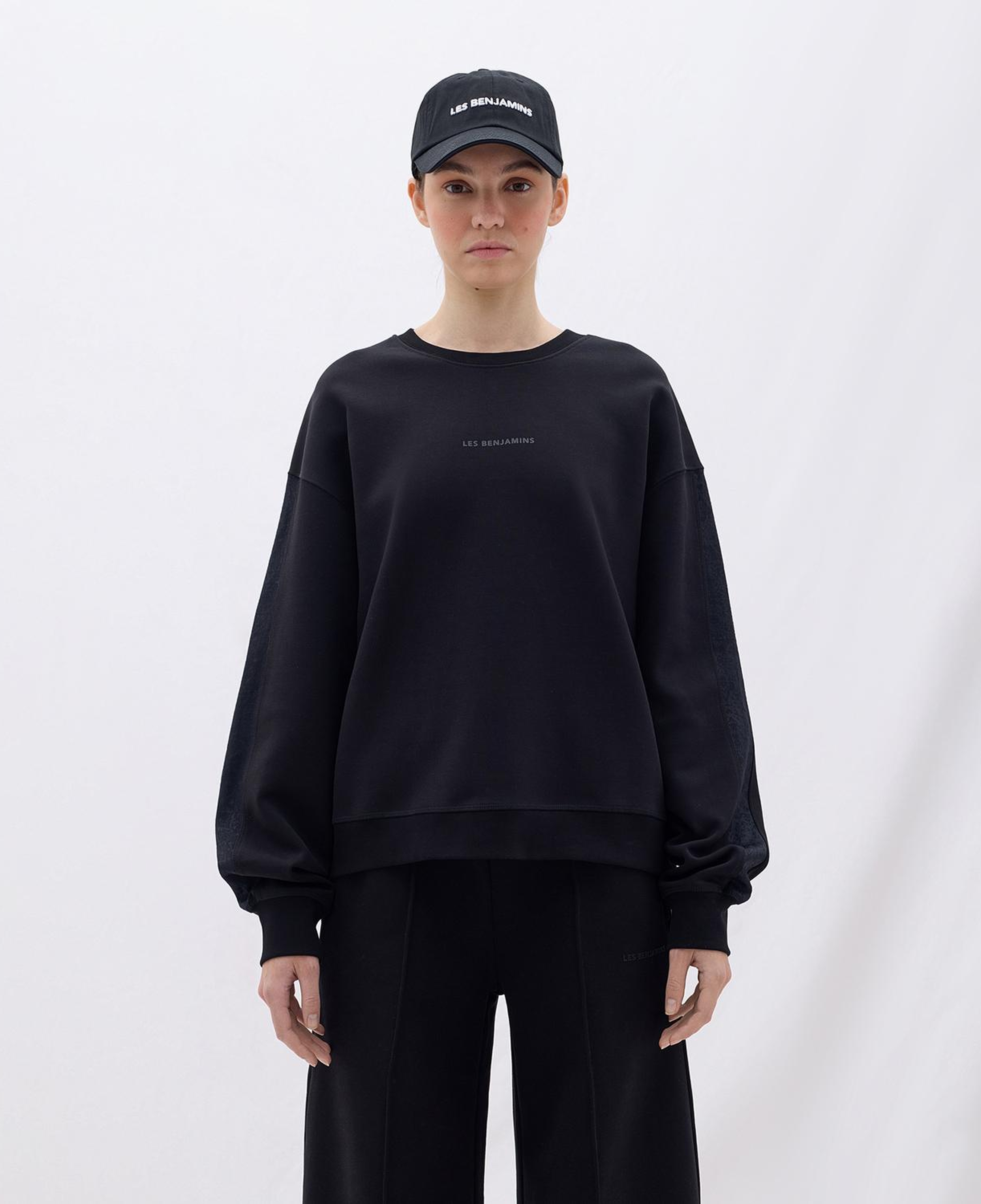 Les Benjamins Classics Kadın Siyah Sweatshirt