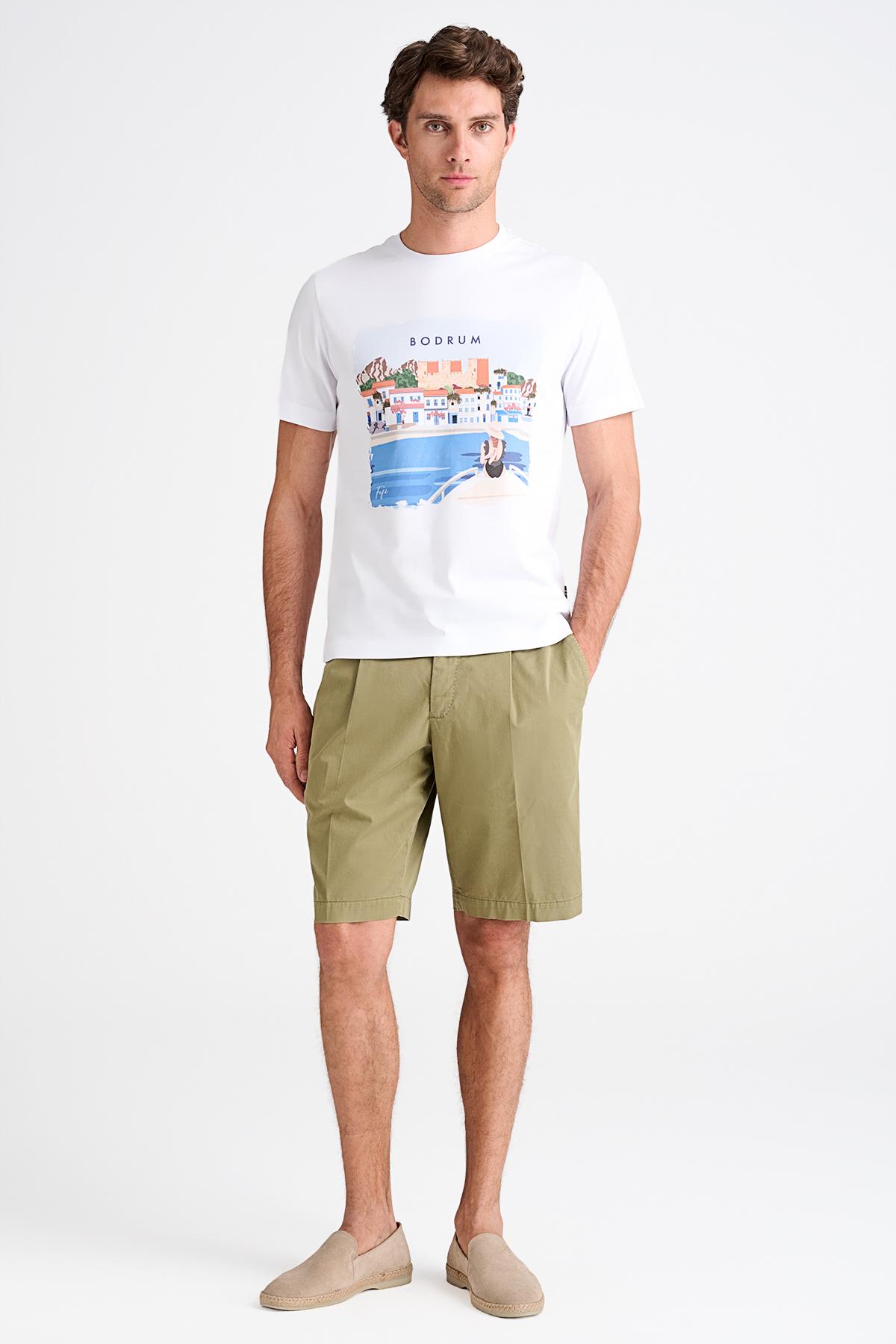 Erkek Beyaz Bodrum Desenli T-Shirt