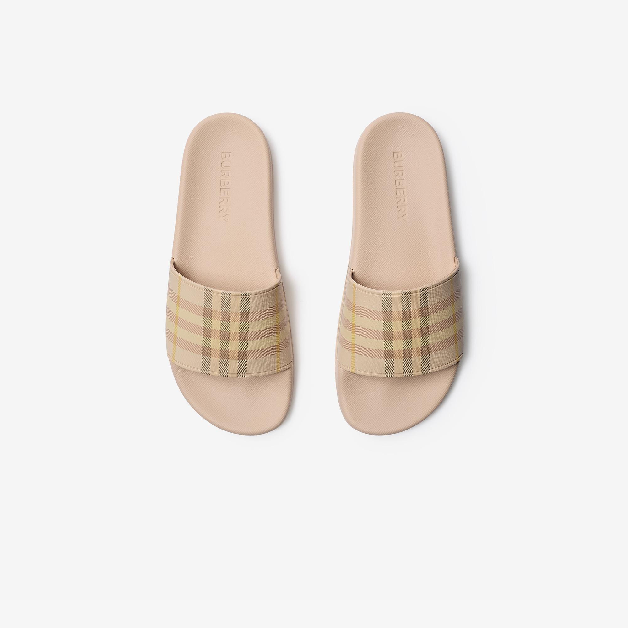 Burberry Kadın Bej Ayakkabı