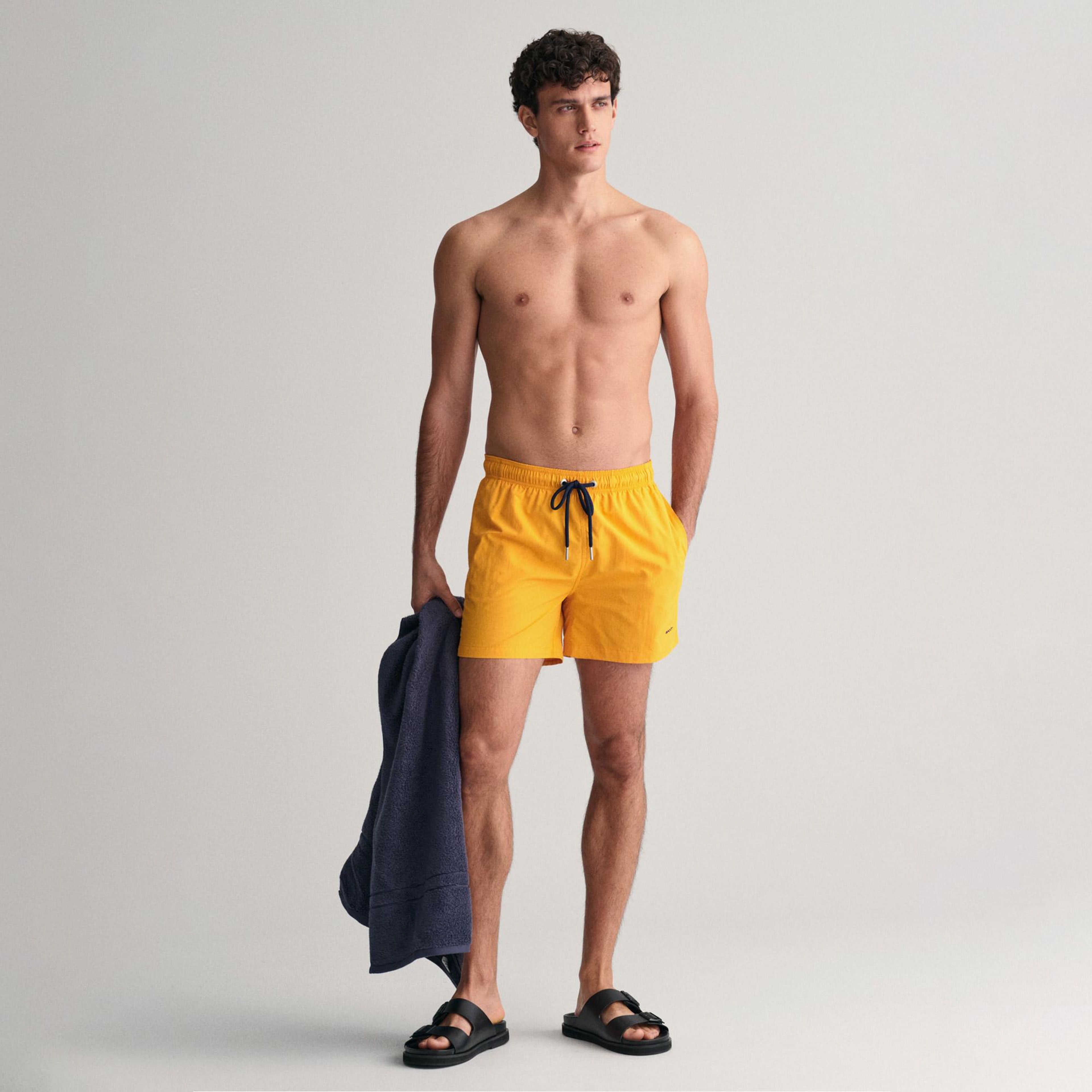 GANT Erkek Sarı Regular Fit Mayo Şort