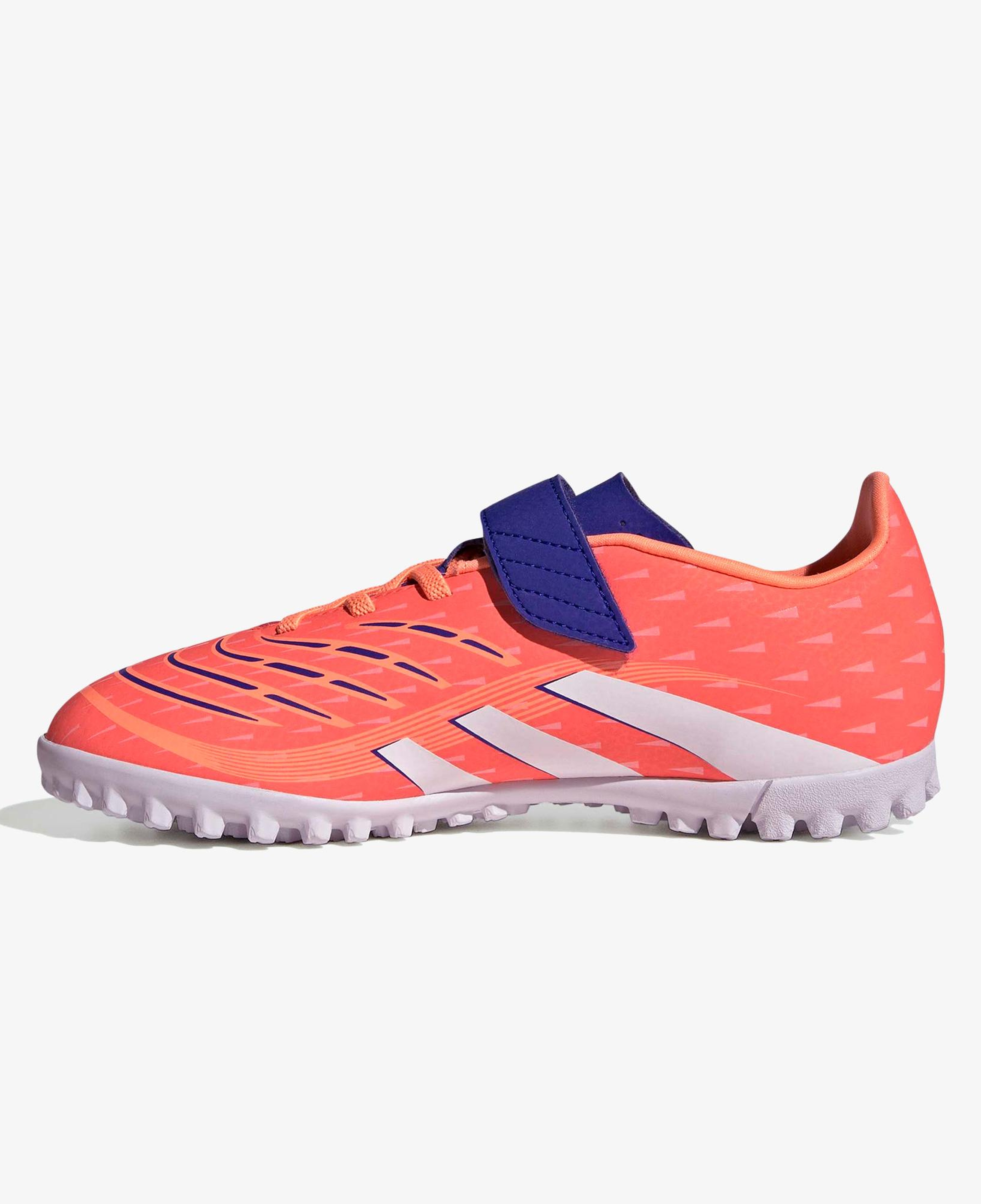 adidas Predator Club Çocuk Pembe Halı Saha Kramponu