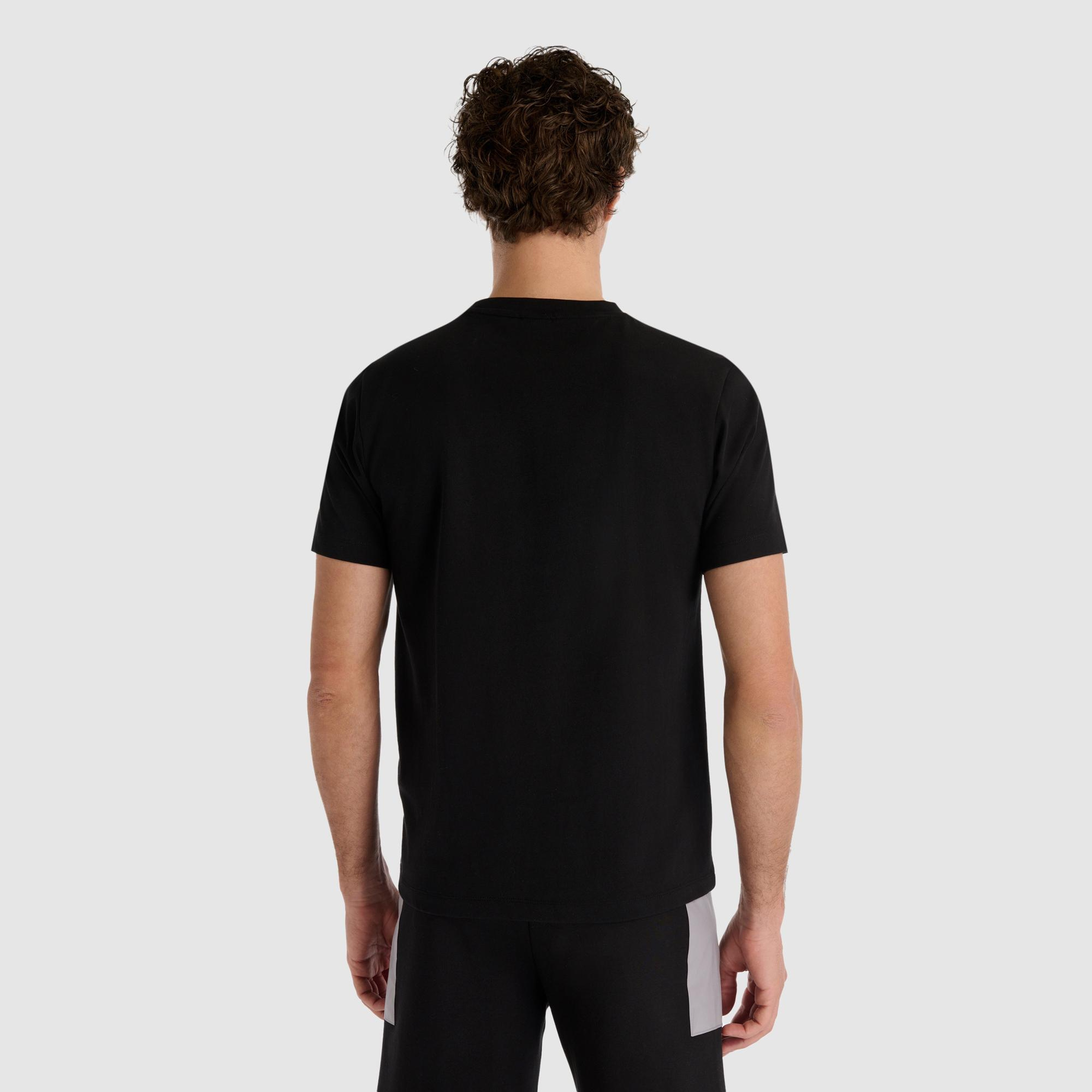New Balance Erkek Siyah T-Shirt