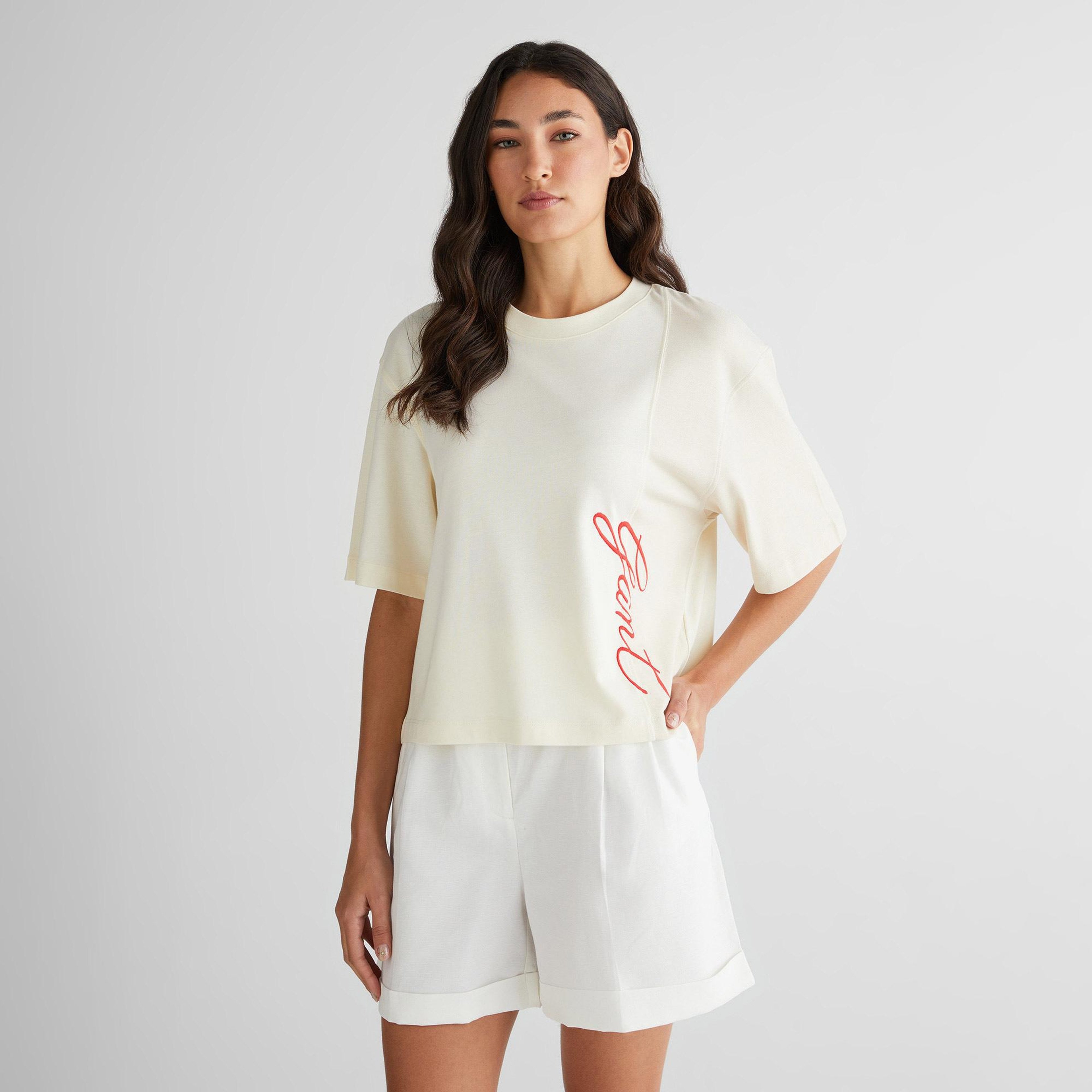 GANT Kadın Beyaz Bisiklet Yaka Renk Bloklu T-Shirt