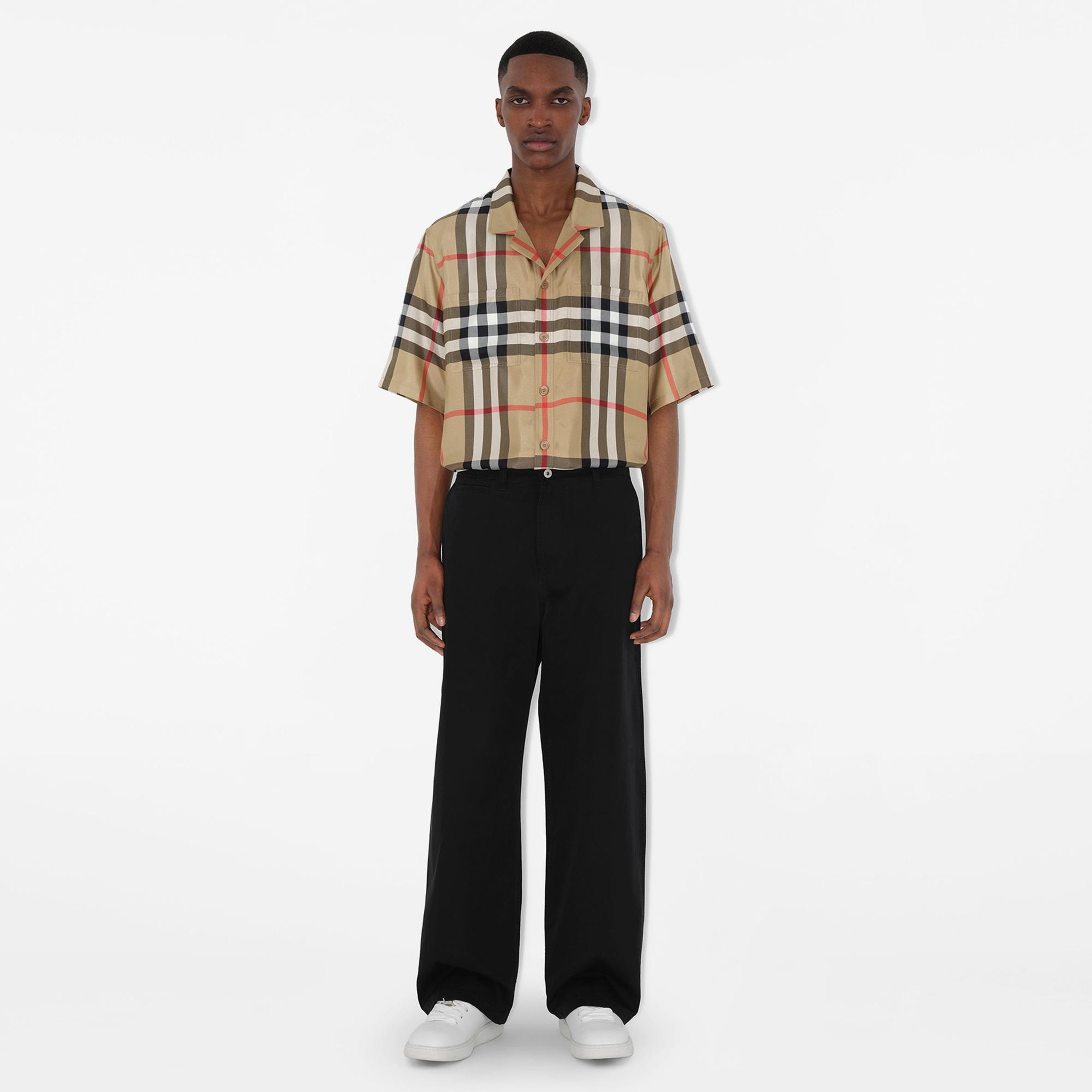 Burberry Erkek Bej Gömlek