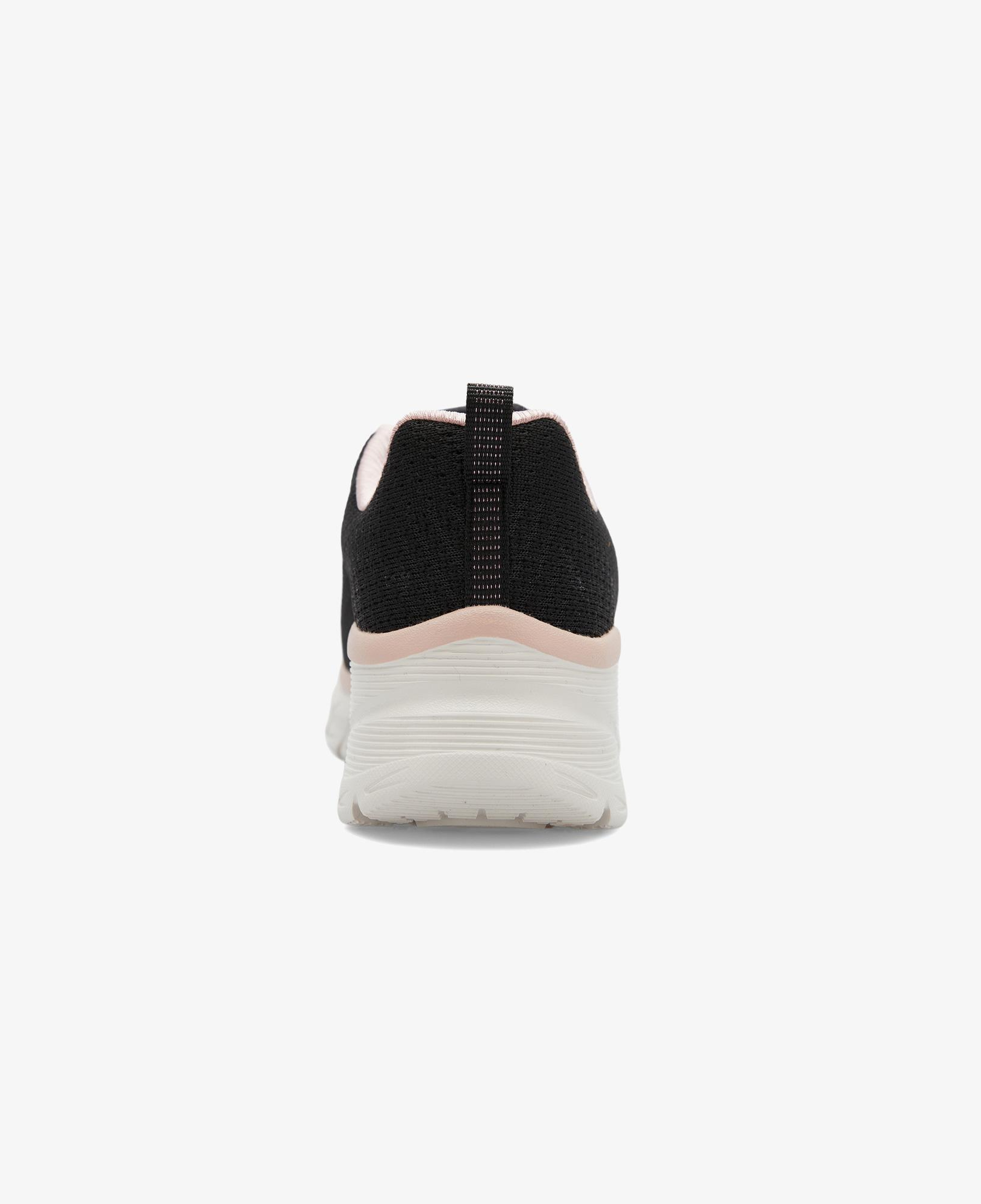 Skechers Fashion Fit Kadın Siyah Spor Ayakkabı
