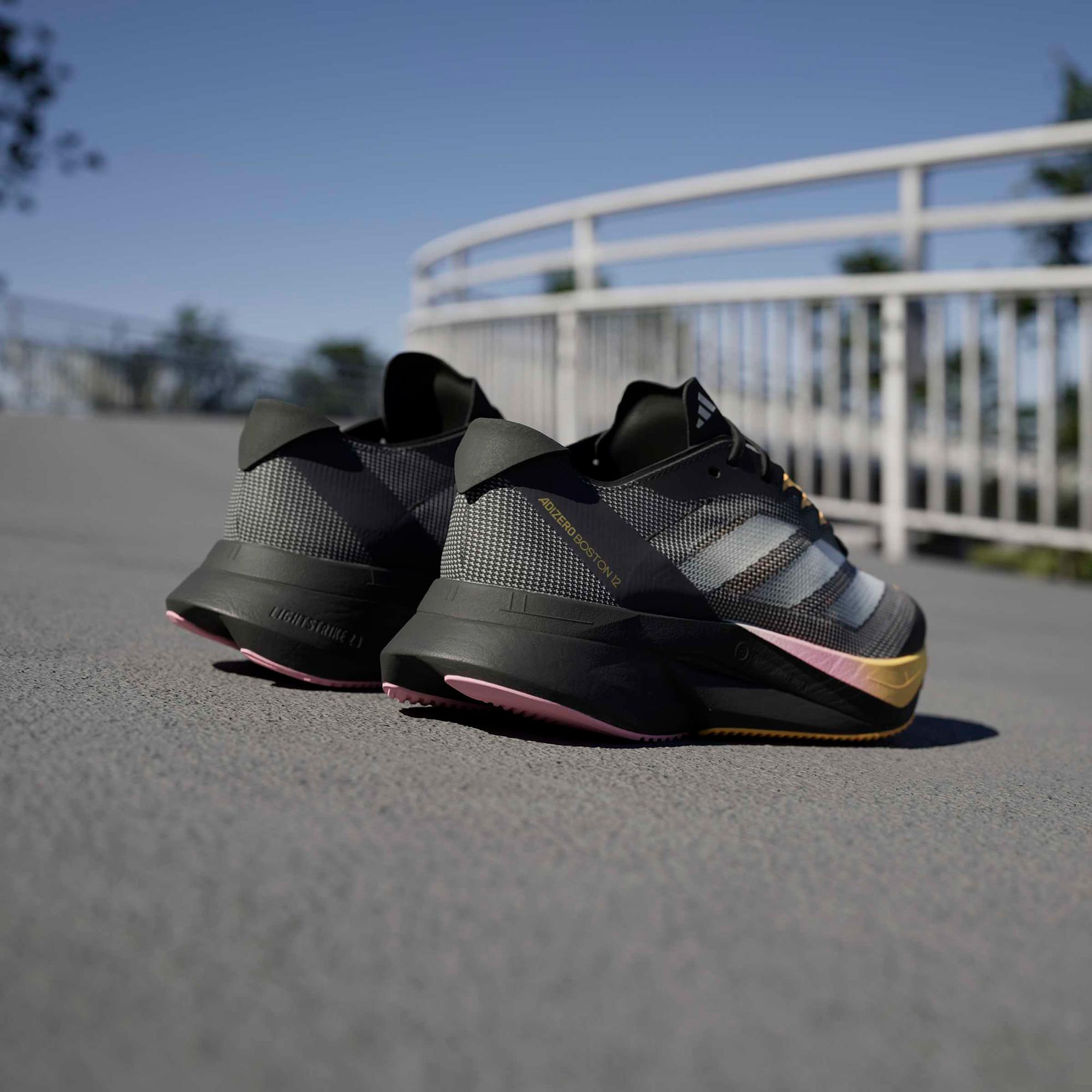 adidas Adizero Boston 12 Kadın Siyah Koşu Ayakkabısı