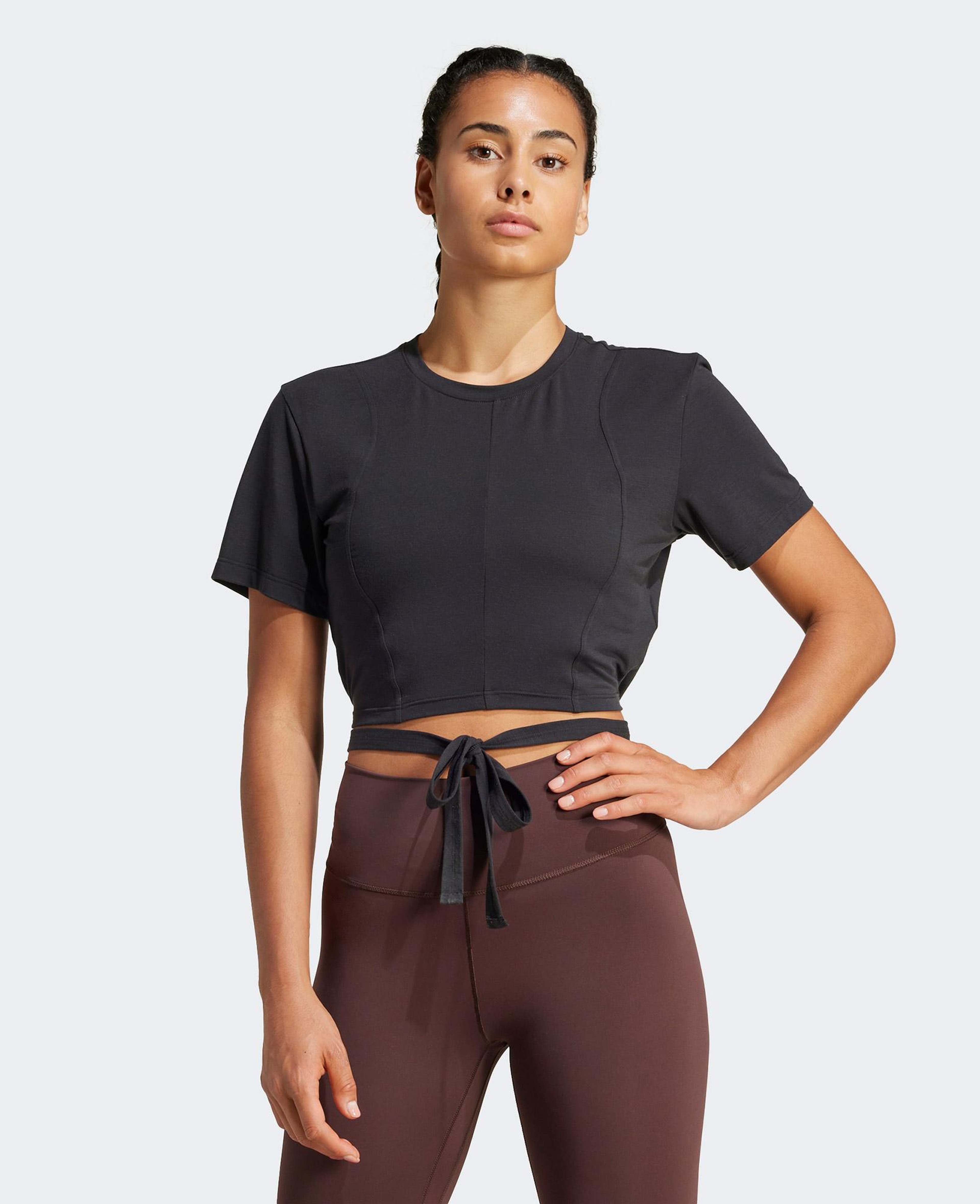 adidas Classic Kadın Siyah Antrenman T-Shirt