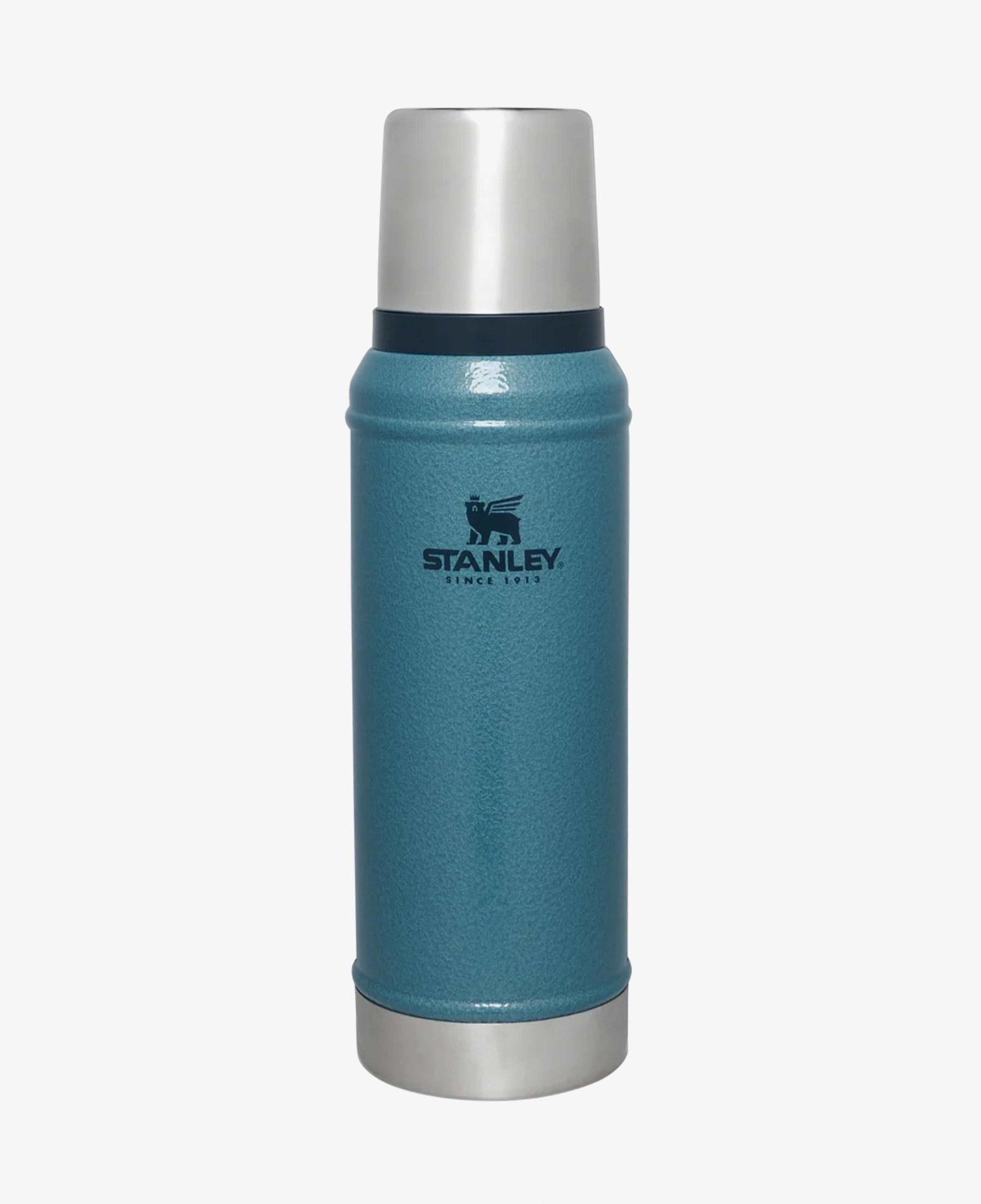 Stanley The Legendary Classic 0.94L Mavi Termos