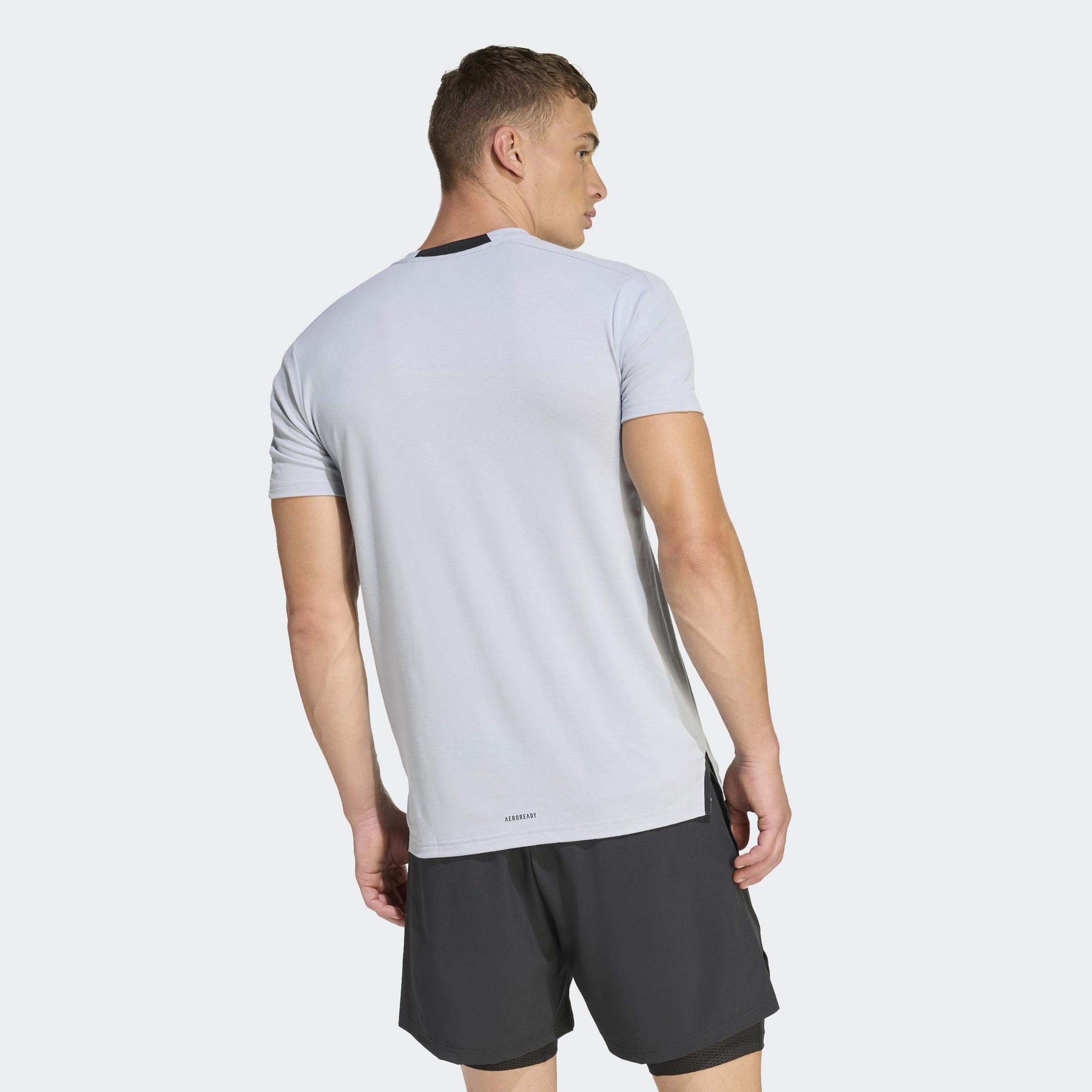 adidas Designed For Erkek Gri Antrenman T-Shirt