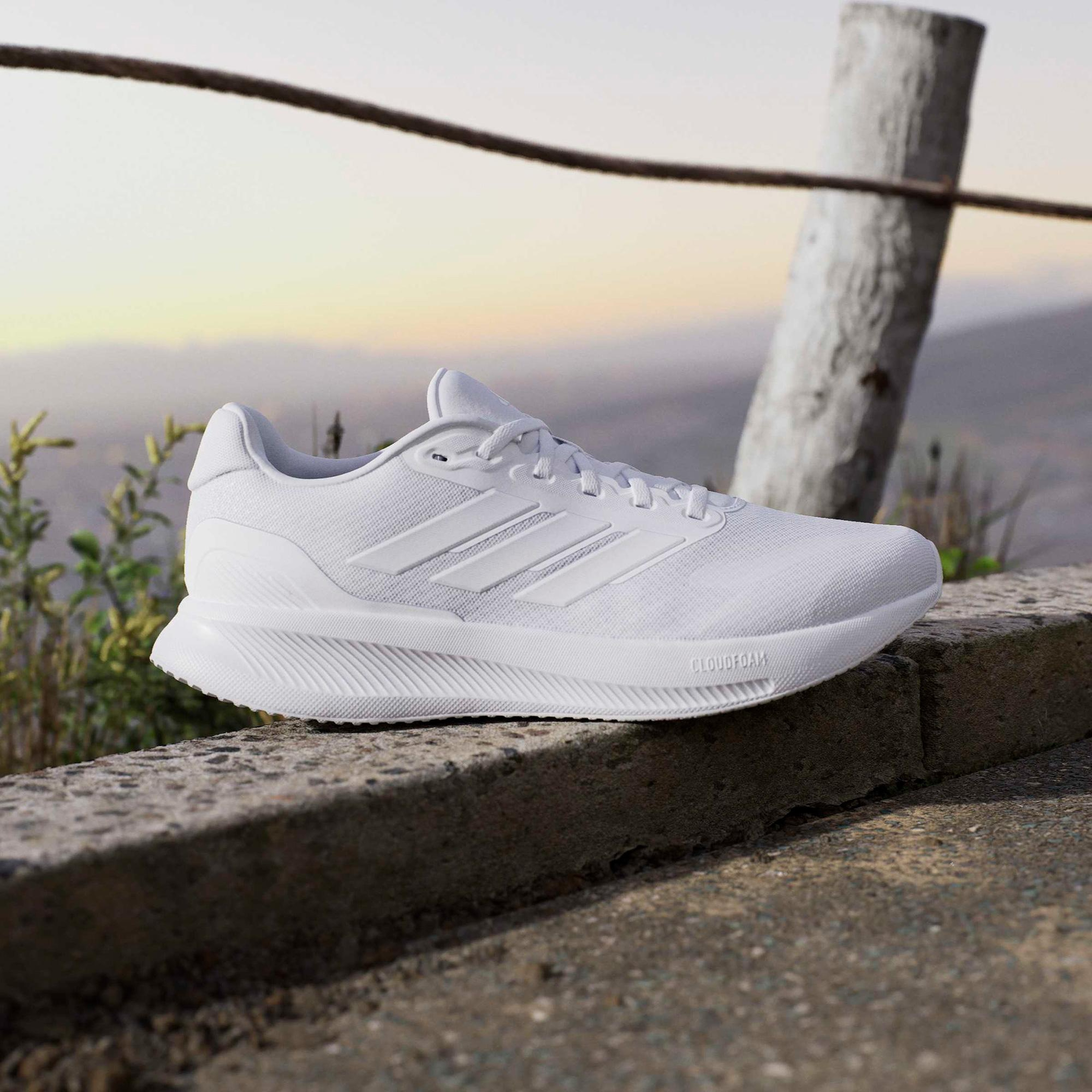 adidas Runfalcon 5 Erkek Beyaz Koşu Ayakkabısı