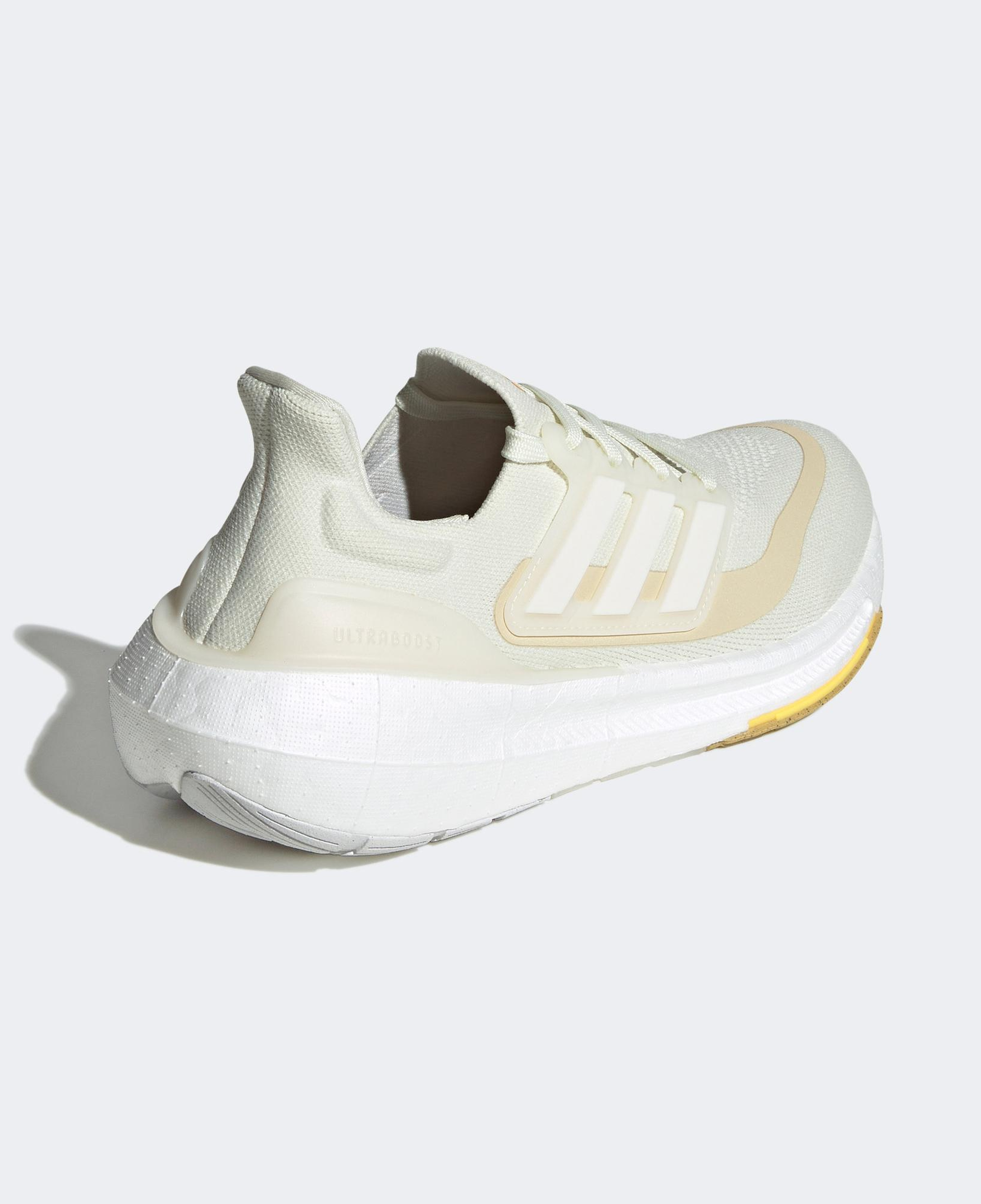 adidas Ultraboost Light  Kadın Beyaz Koşu Ayakkabısı