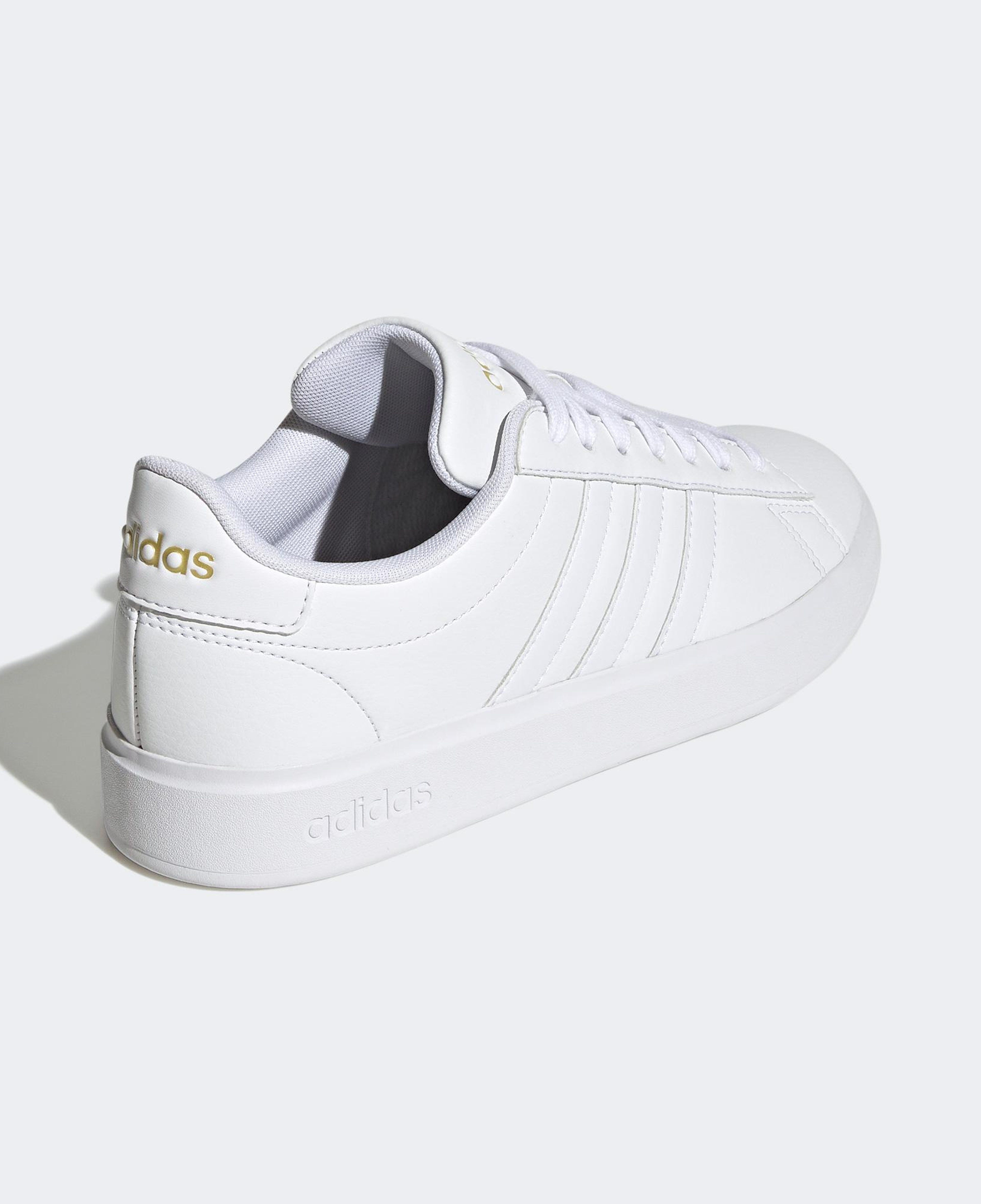 adidas Grand Court Cloudfoam Lifestyle Comfort Kadın Beyaz Spor Ayakkabı