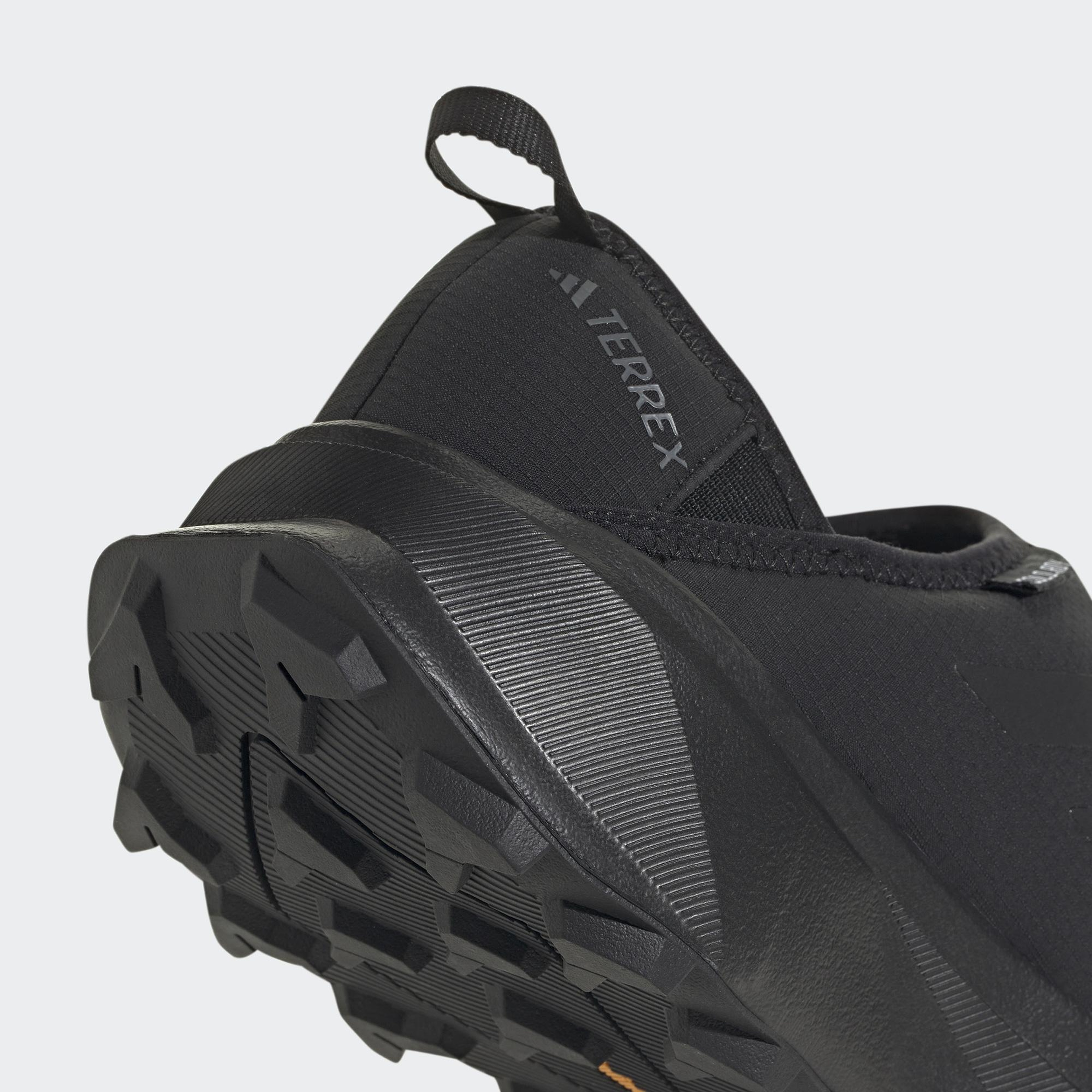 adidas Terrex Winter Slip-On Kadın Siyah Outdoor Ayakkabı