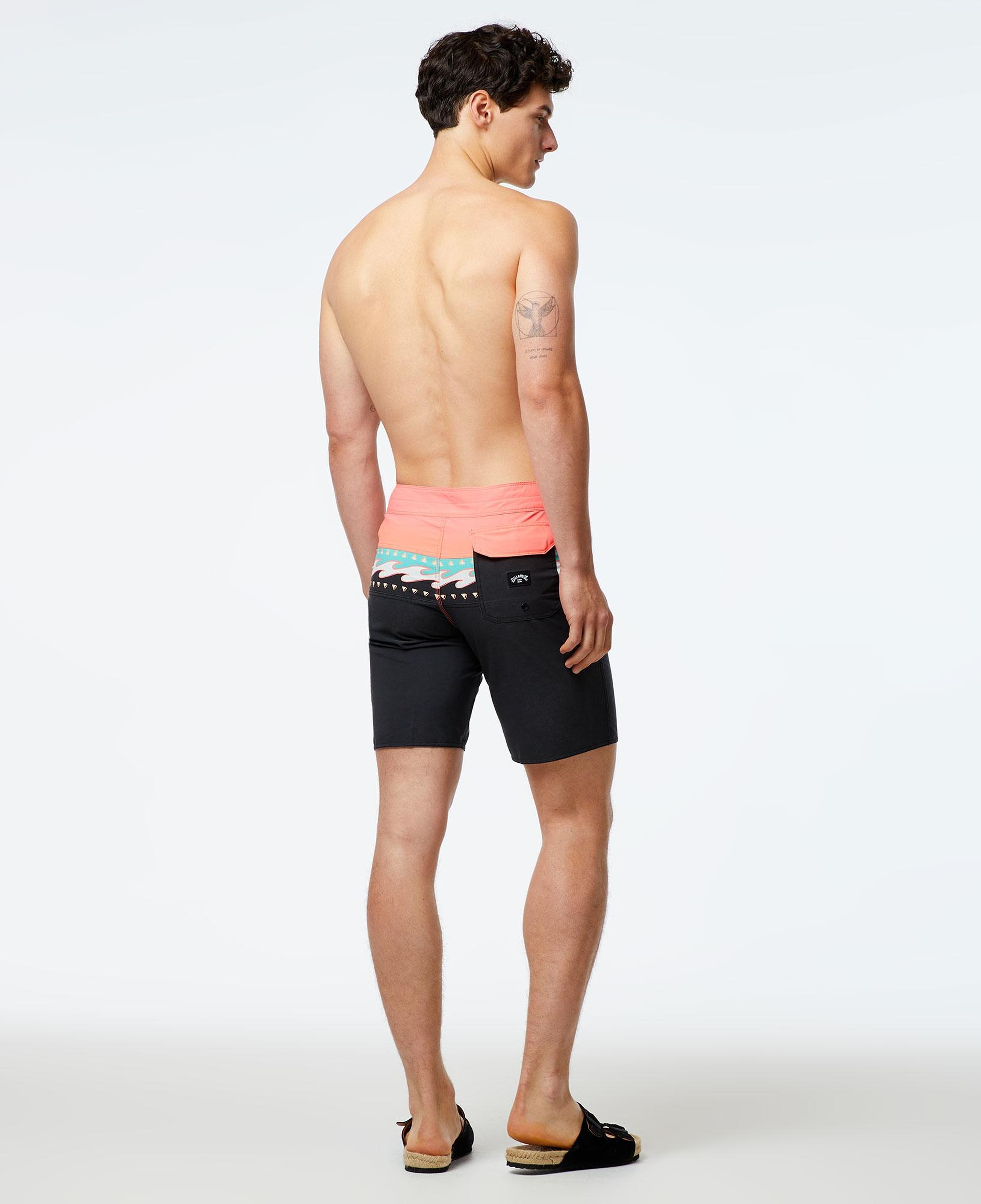 Billabong Momentum Pro 19 Erkek Siyah Deniz Şortu