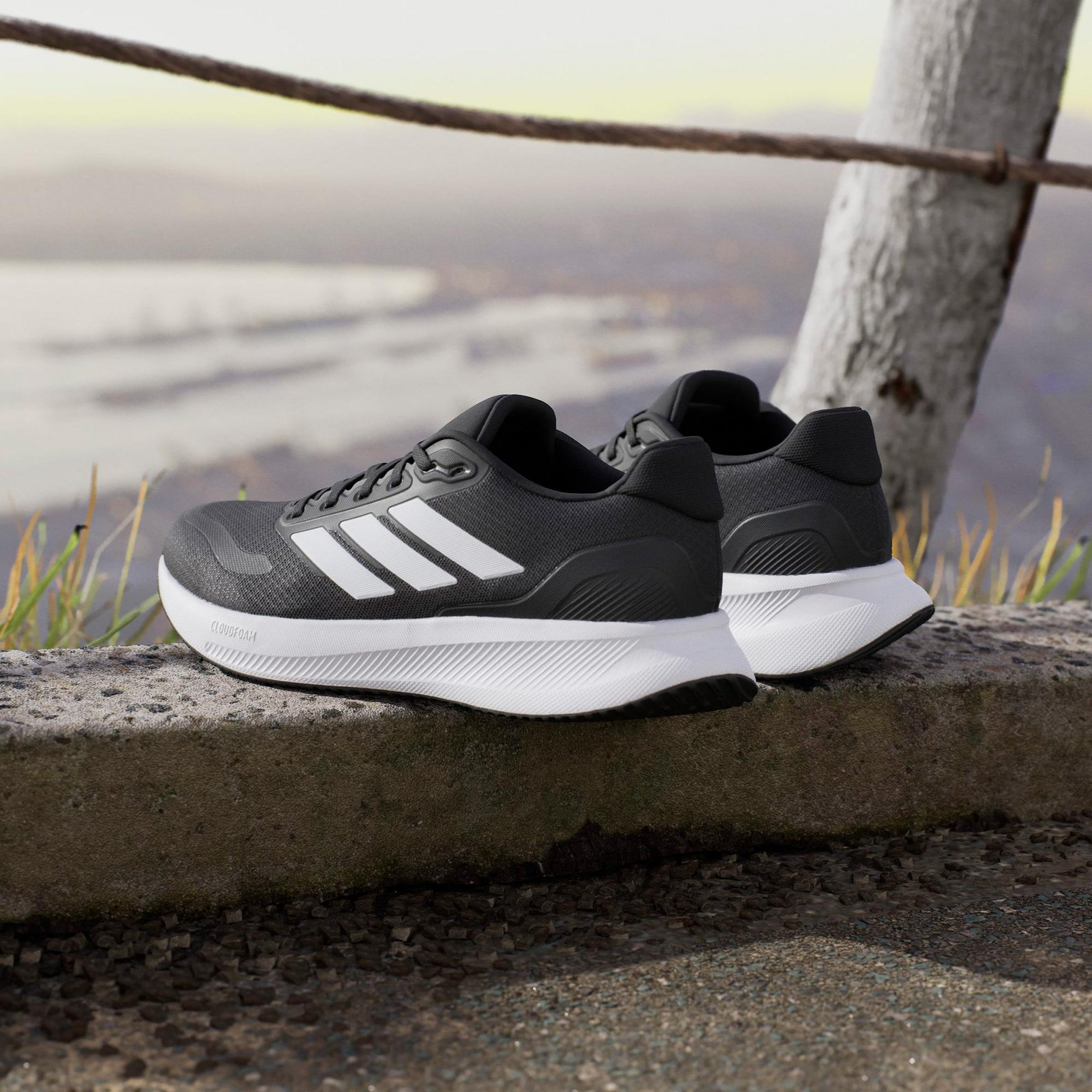 adidas Runfalcon 5 Kadın Siyah Koşu Ayakkabısı