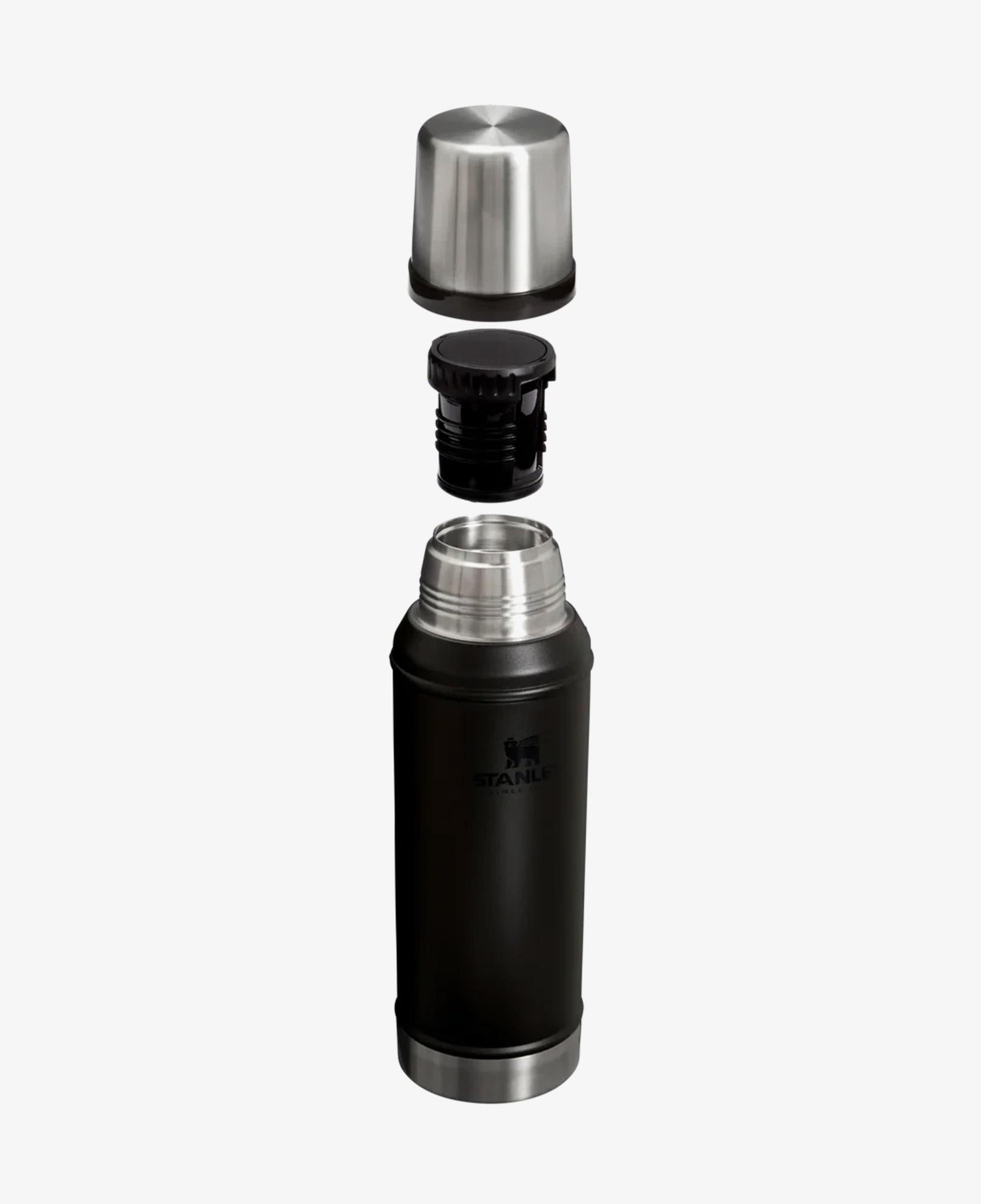 Stanley The Legendary Classic 0.94L Siyah Termos