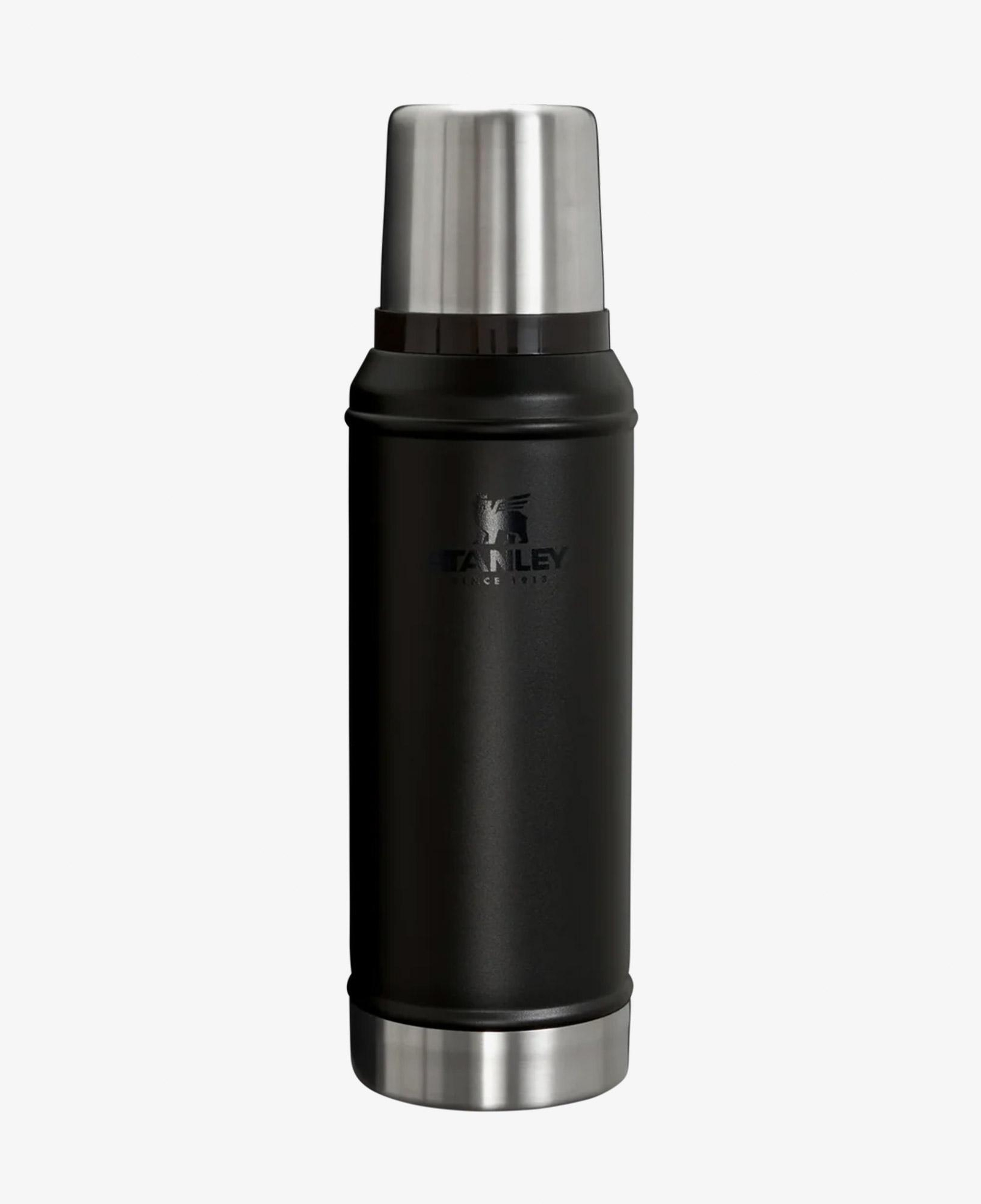 Stanley The Legendary Classic 0.94L Siyah Termos
